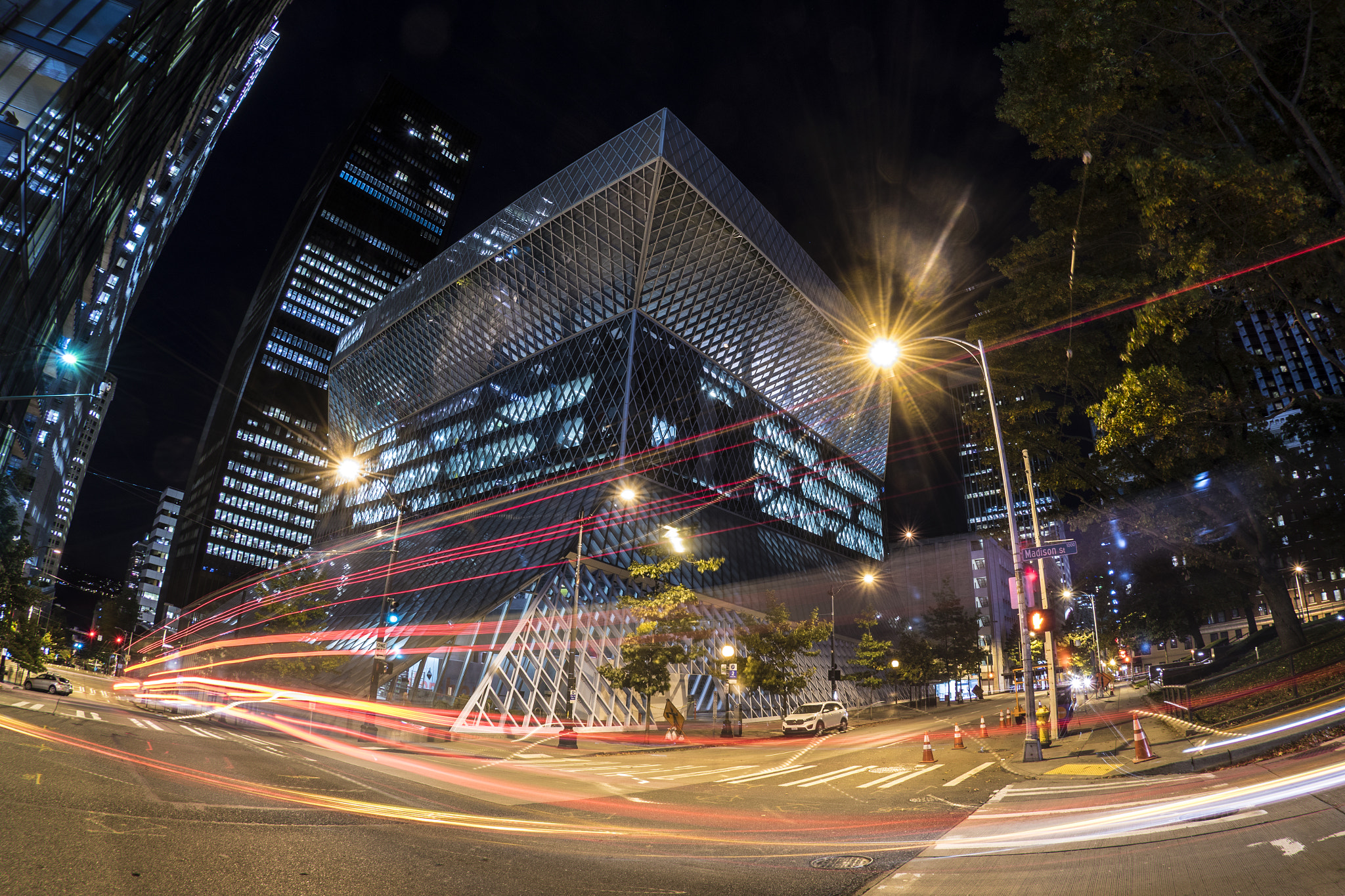 Nikon D500 sample photo. City streets and the seattle central library photography