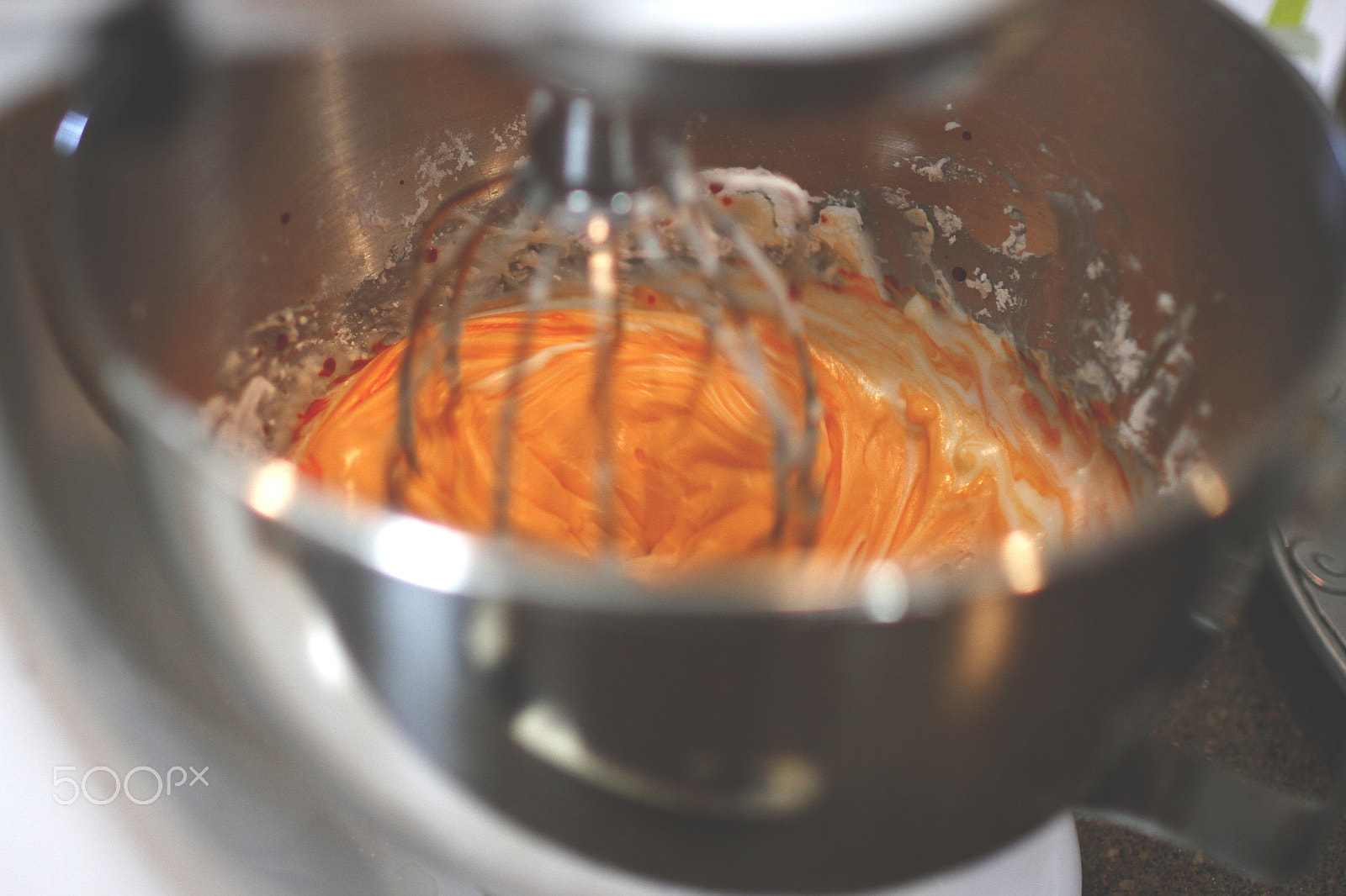 Canon EF 35mm F1.4L USM sample photo. Orange icing photography