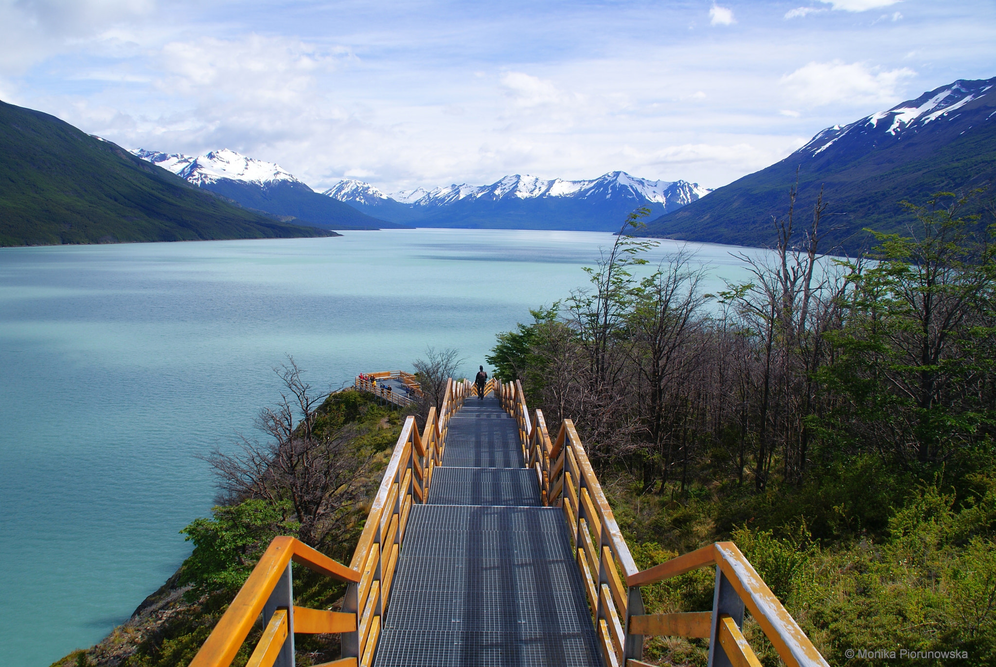 Sony Alpha DSLR-A300 sample photo. Lago argentino photography