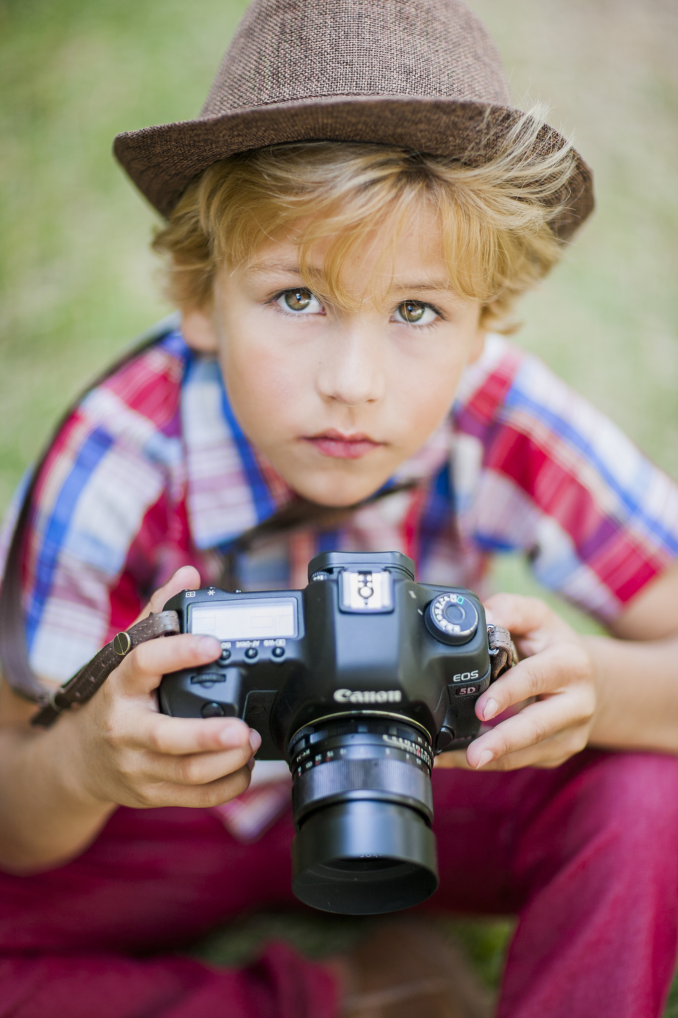 Canon EOS-1Ds Mark III + Canon EF 85mm F1.2L II USM sample photo. American boy photography