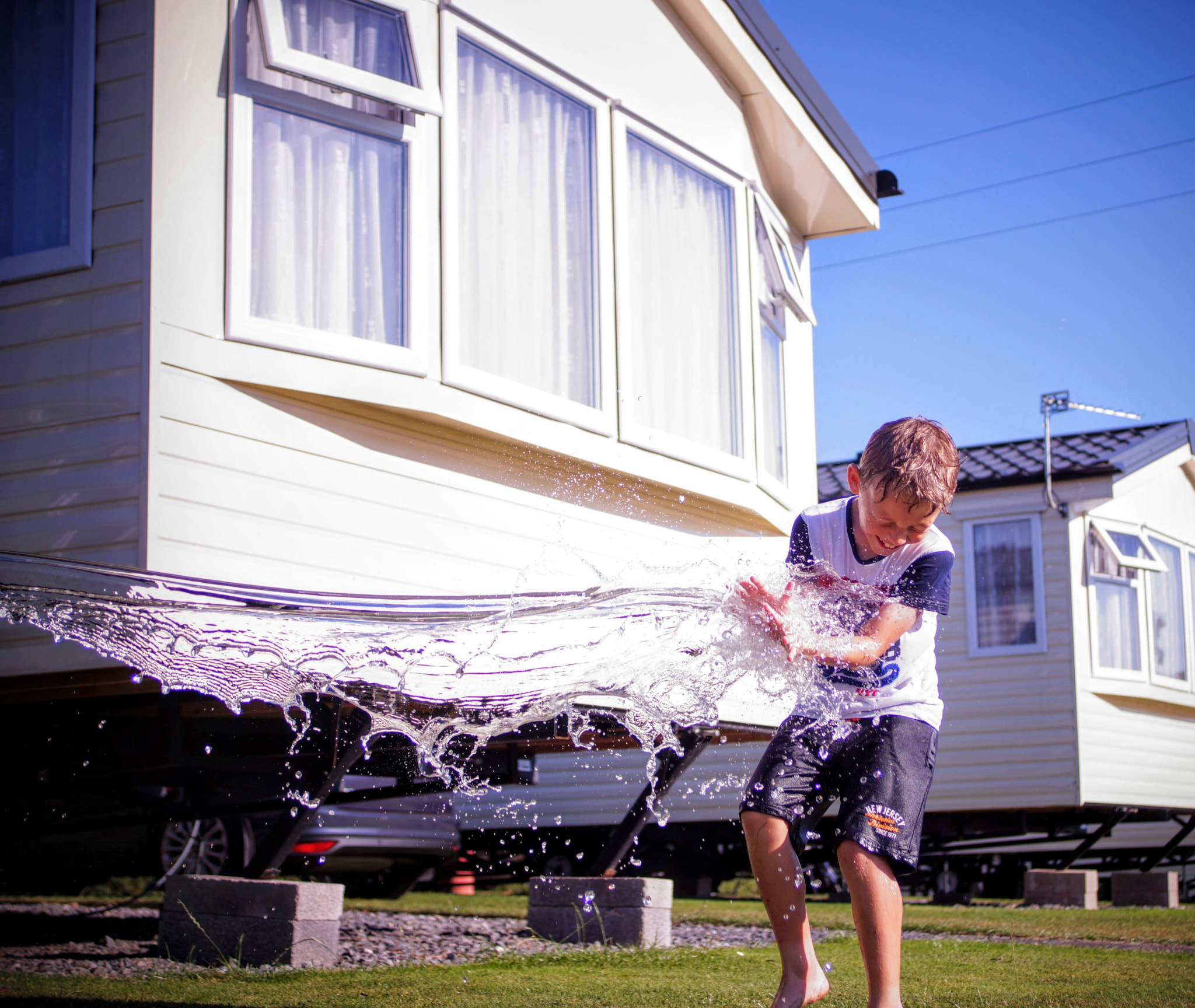 Sony SLT-A58 sample photo. Water fight photography