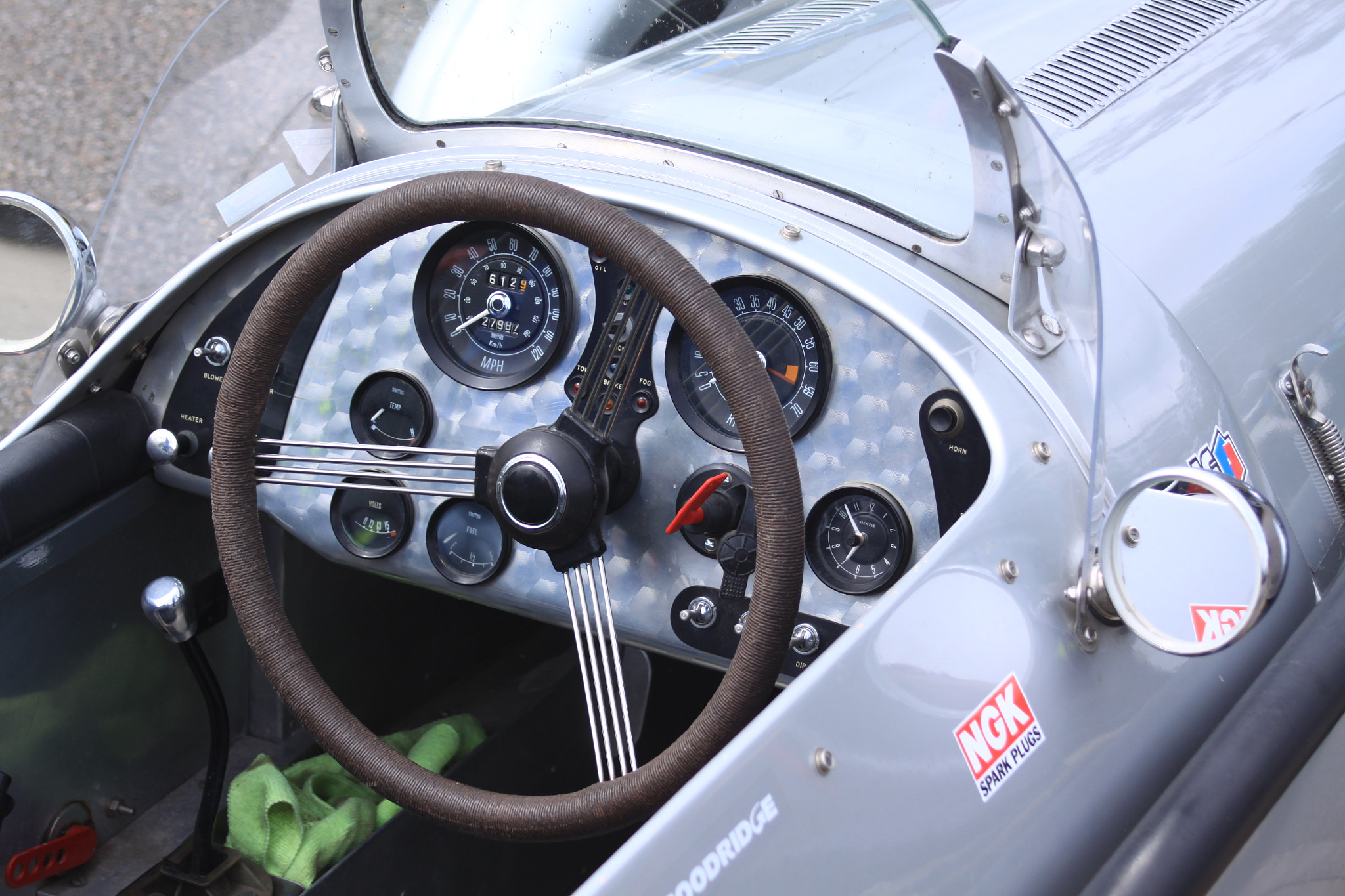 Canon EF 35-80mm f/4-5.6 sample photo. Img photography