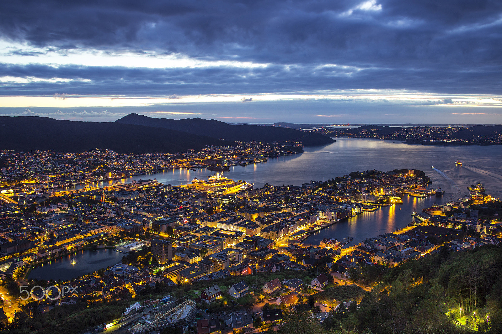 Canon EOS 6D + Canon EF 28mm F2.8 IS USM sample photo. View over bergen photography