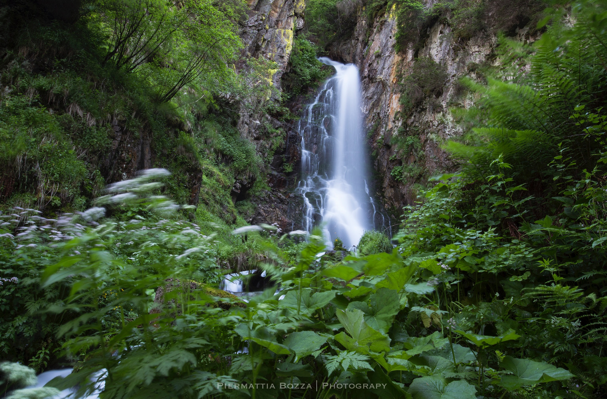 Canon EF 16-35mm F4L IS USM sample photo. Waterfall photography