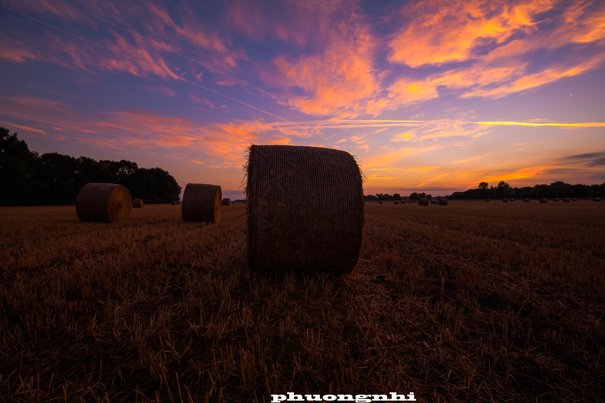 Canon EOS 5D sample photo. Img re photography