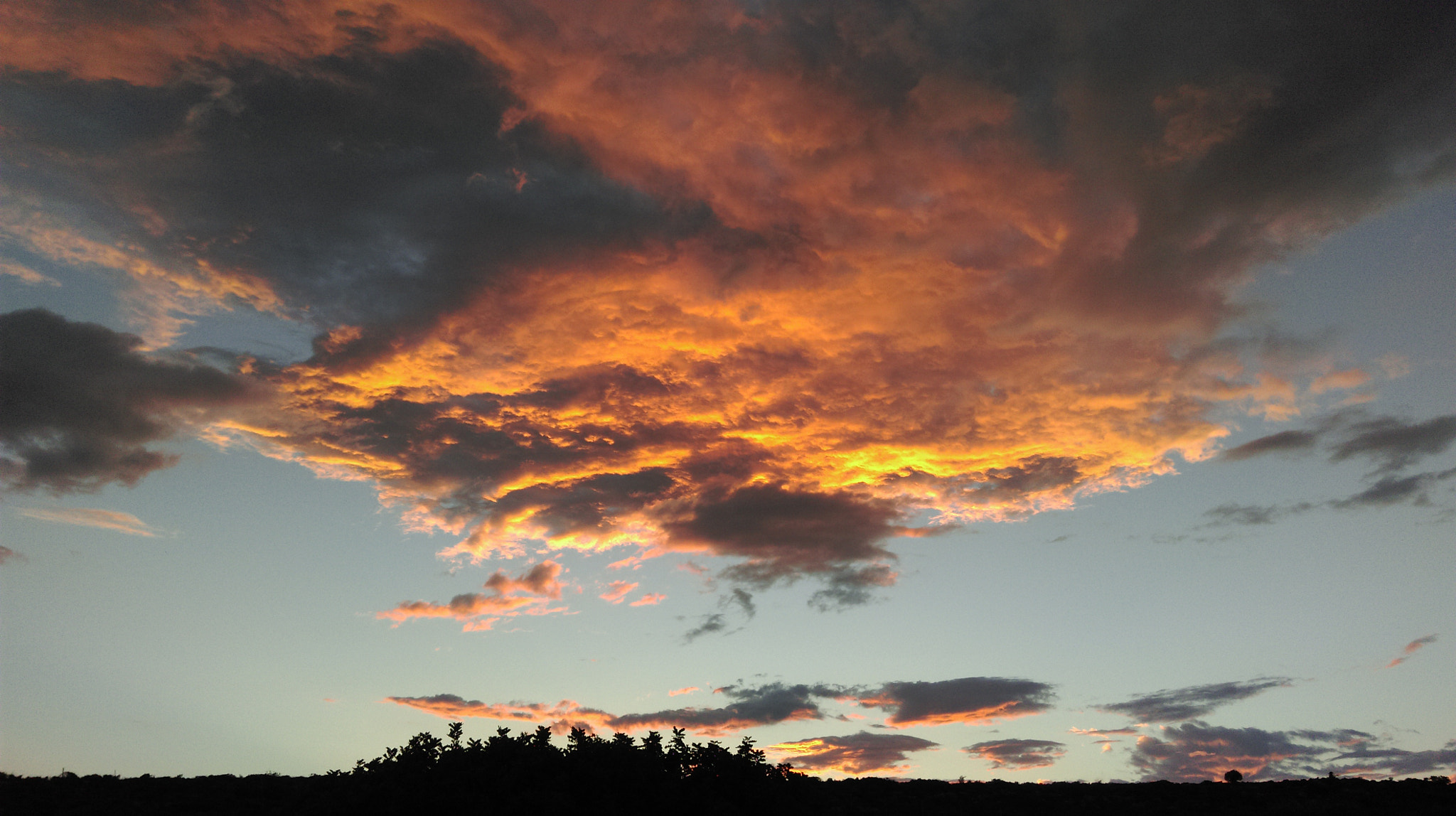 HTC ONE MINI 2 sample photo. Cloud on fire photography