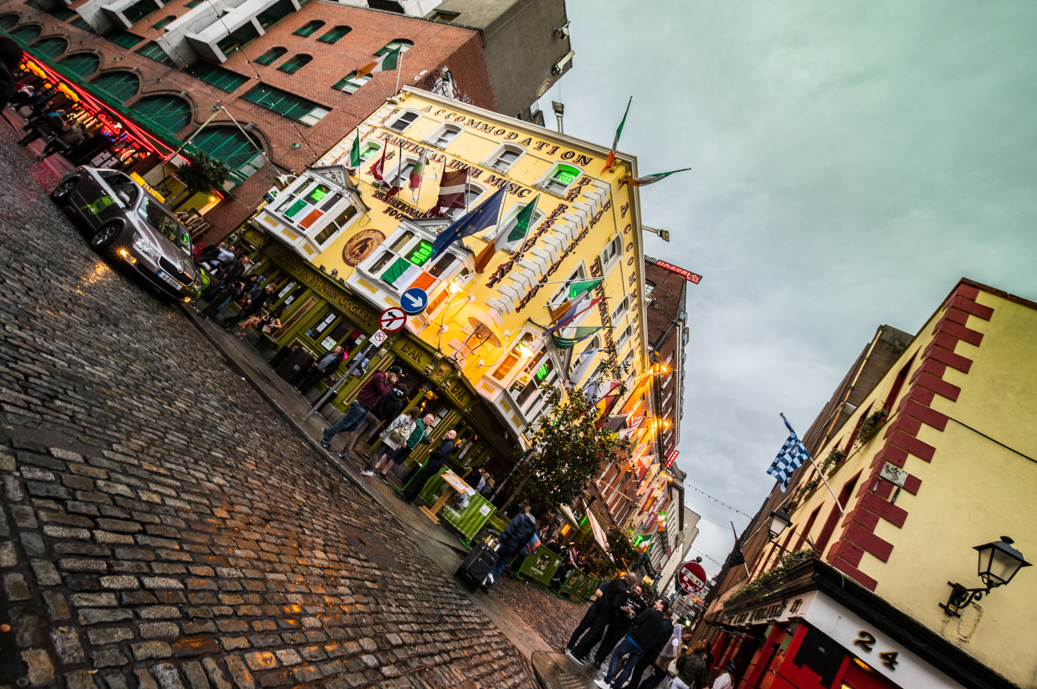 Sigma 10-20mm F3.5 EX DC HSM sample photo. Dublin, ireland photography