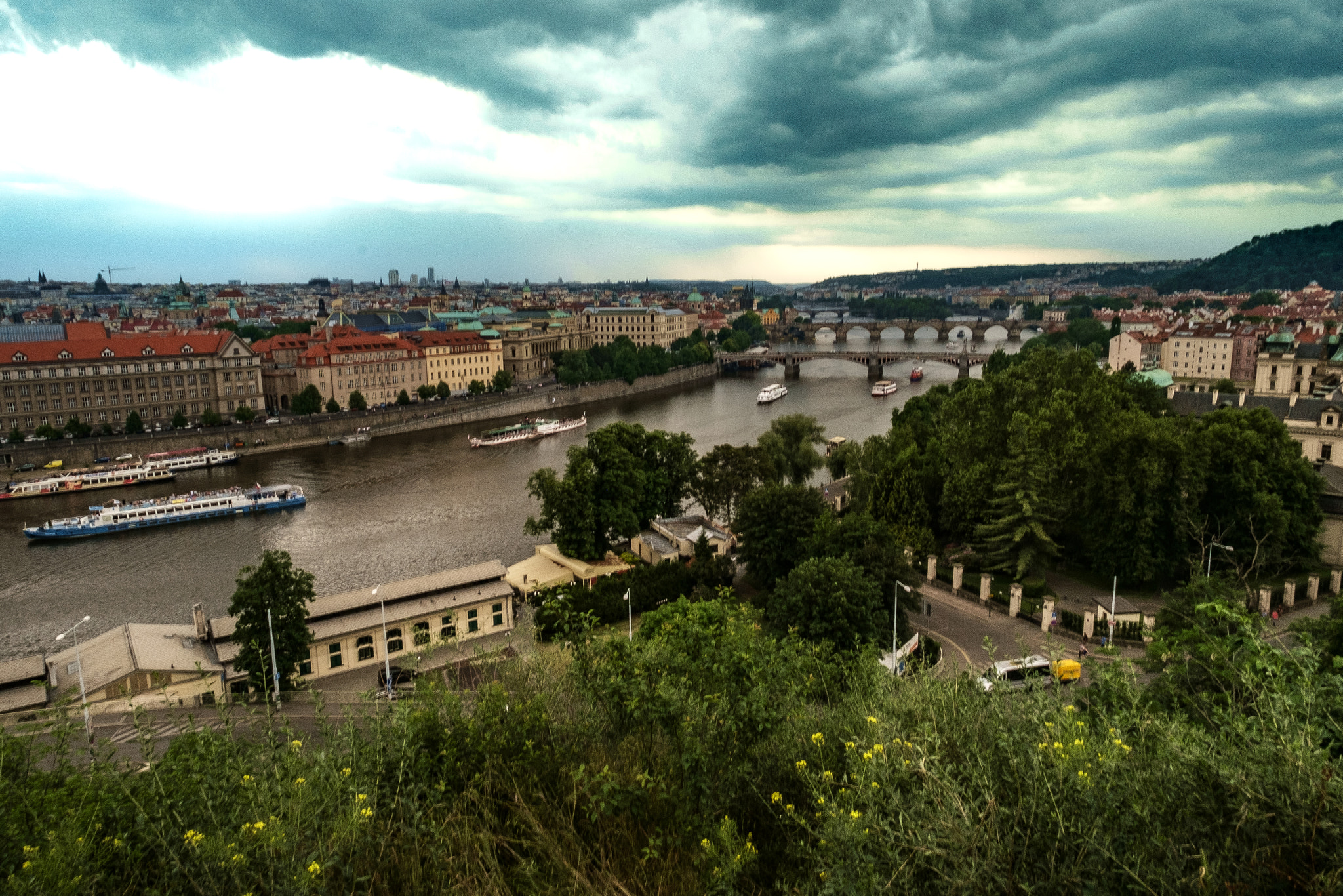 Fujifilm X-Pro1 + Fujifilm XF 14mm F2.8 R sample photo. Prague photography