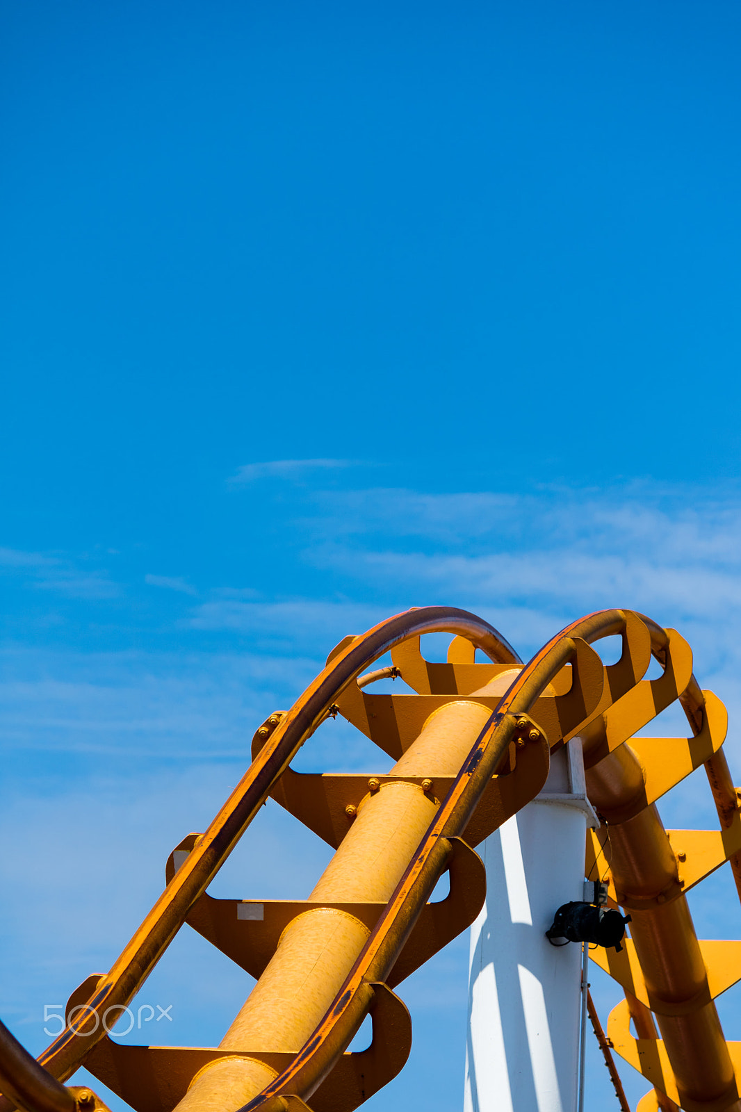 Canon EOS 750D (EOS Rebel T6i / EOS Kiss X8i) sample photo. Roller coaster photography