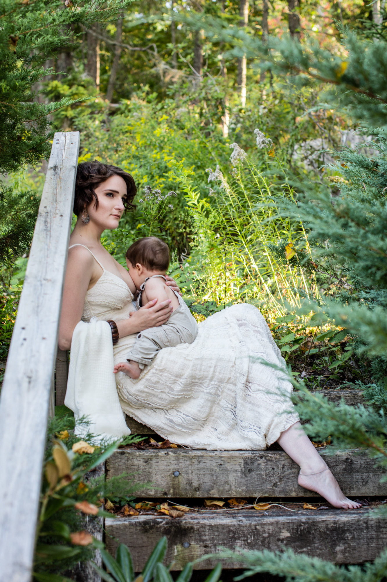 Canon EOS 5DS + Canon EF 50mm F1.2L USM sample photo. Breastfeeding photography