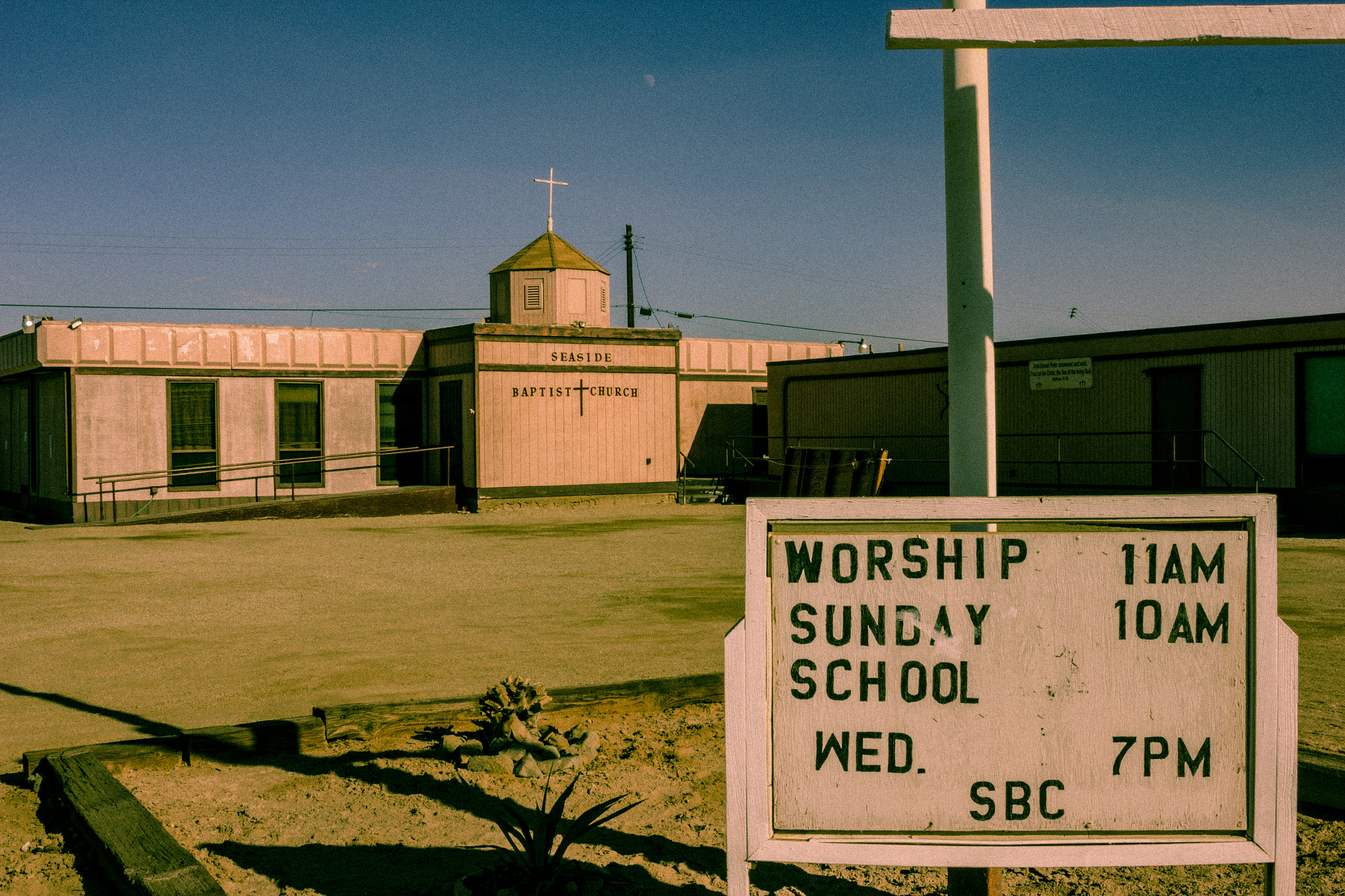Canon EF-S 24mm F2.8 STM sample photo. Bombay beach photography