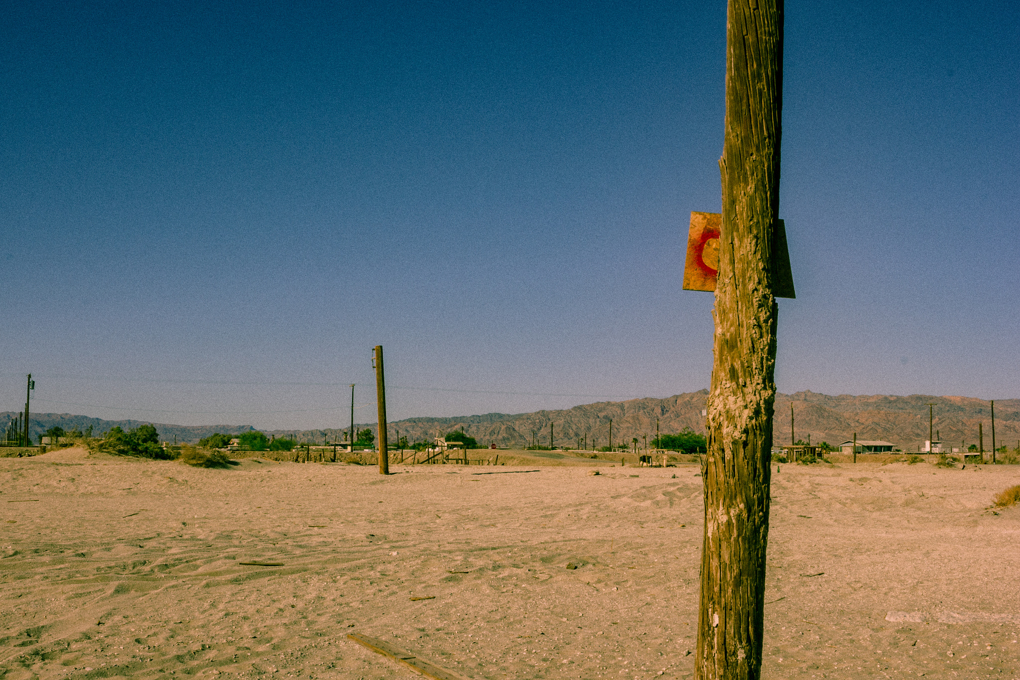 Canon EF-S 24mm F2.8 STM sample photo. Bombay beach photography