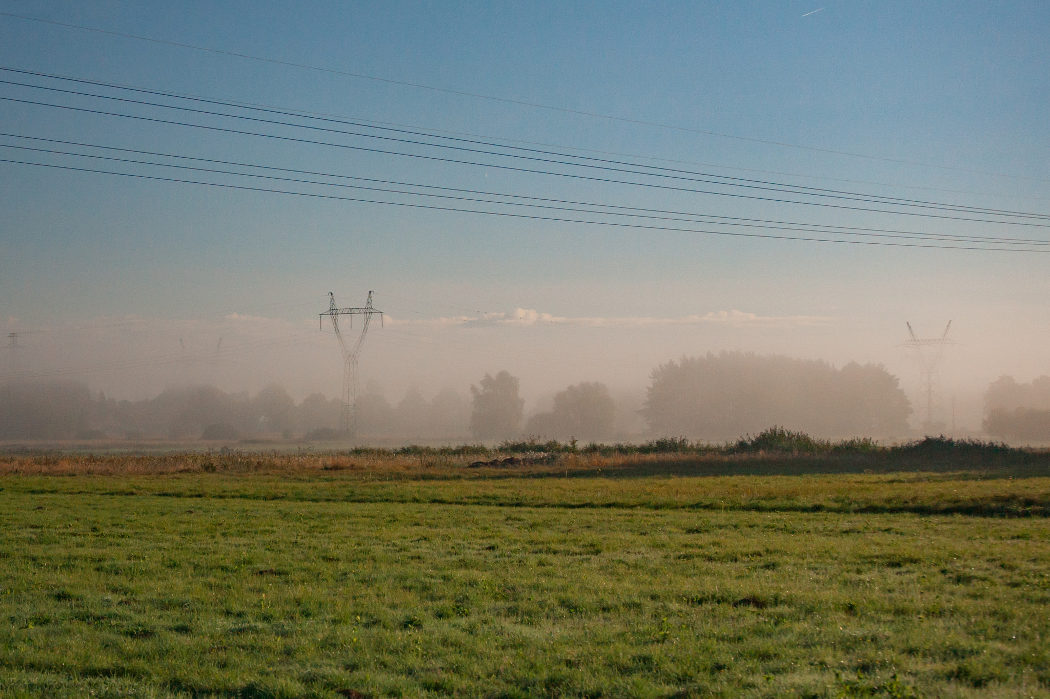 Canon EOS 5D + Canon EF 70-200mm F4L IS USM sample photo. Clouds photography