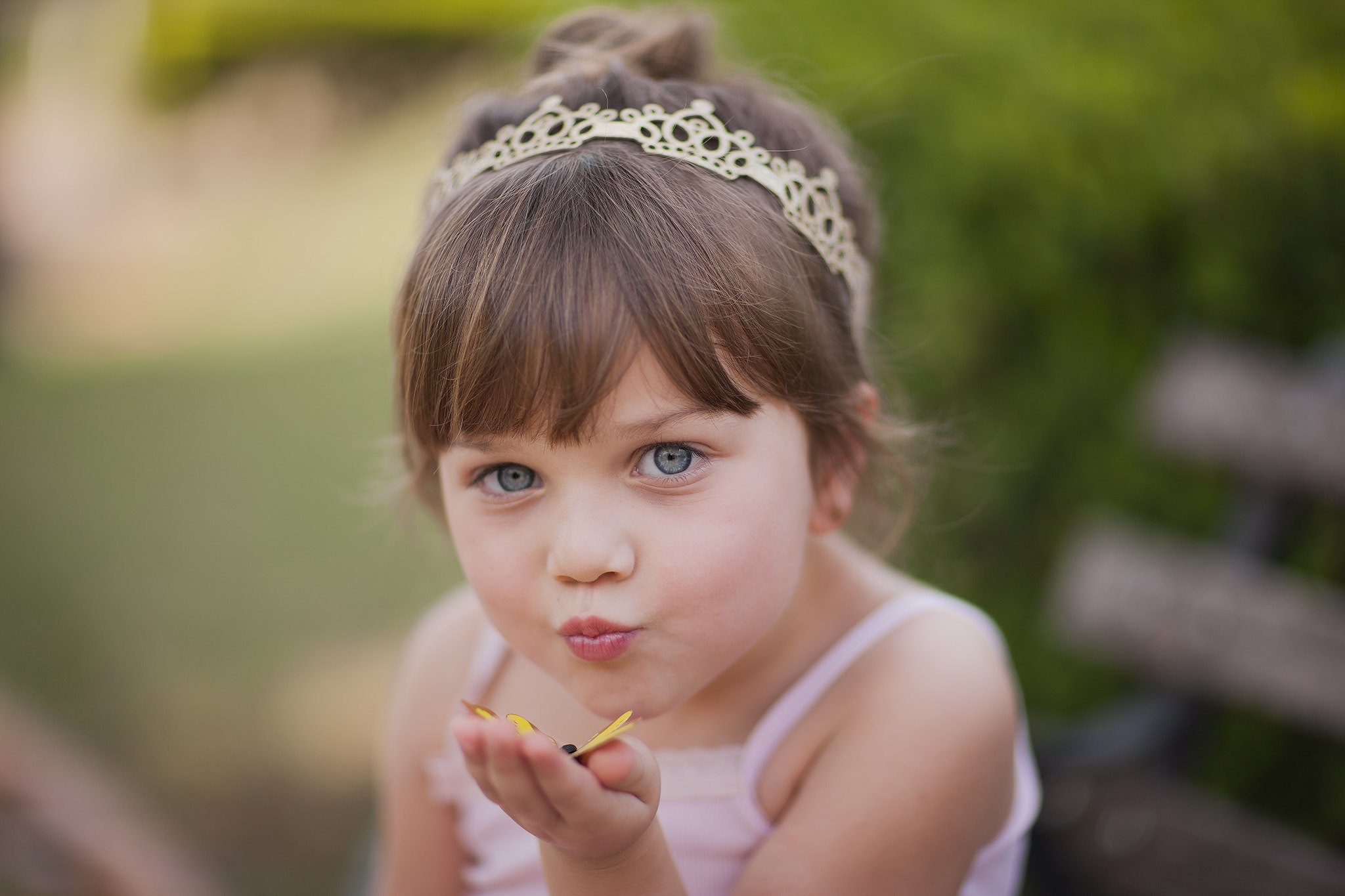 Canon EOS-1Ds Mark III sample photo. Blue eyes photography