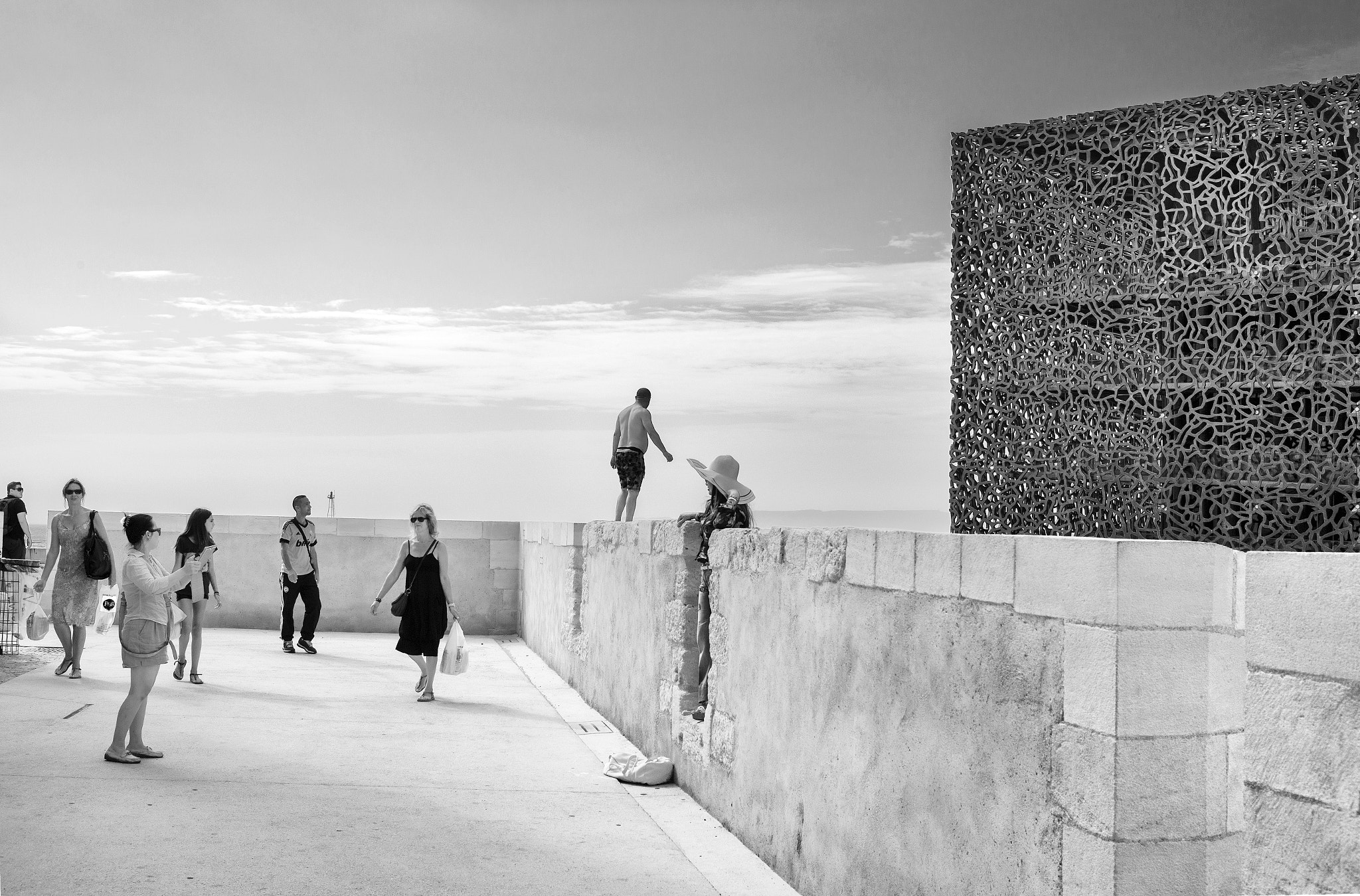 Voigtlander Ultron 40mm f/2 SLII Aspherical sample photo. Marseille photography
