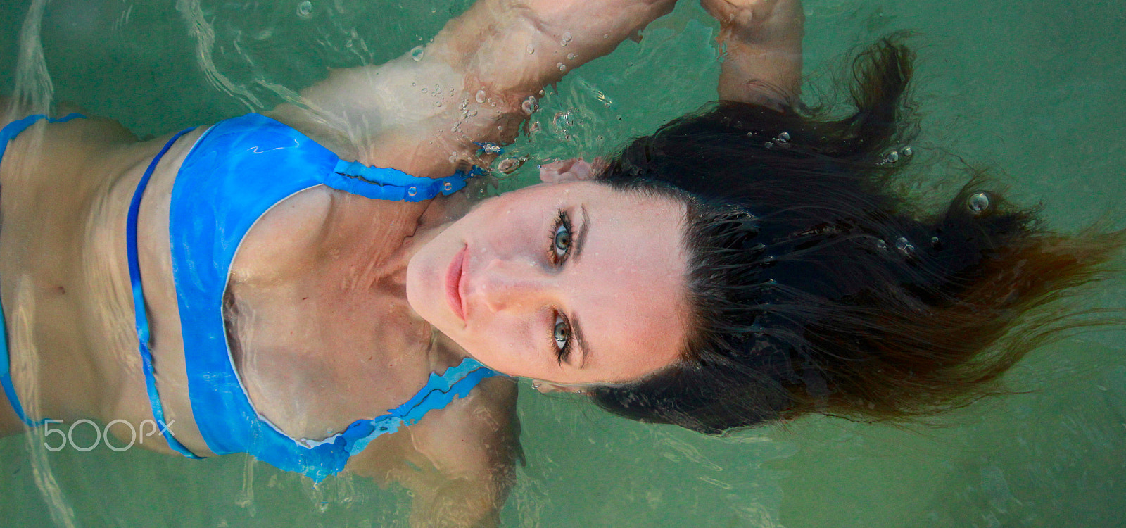 Sigma 10-20mm F3.5 EX DC HSM sample photo. Green eyes ocean photography