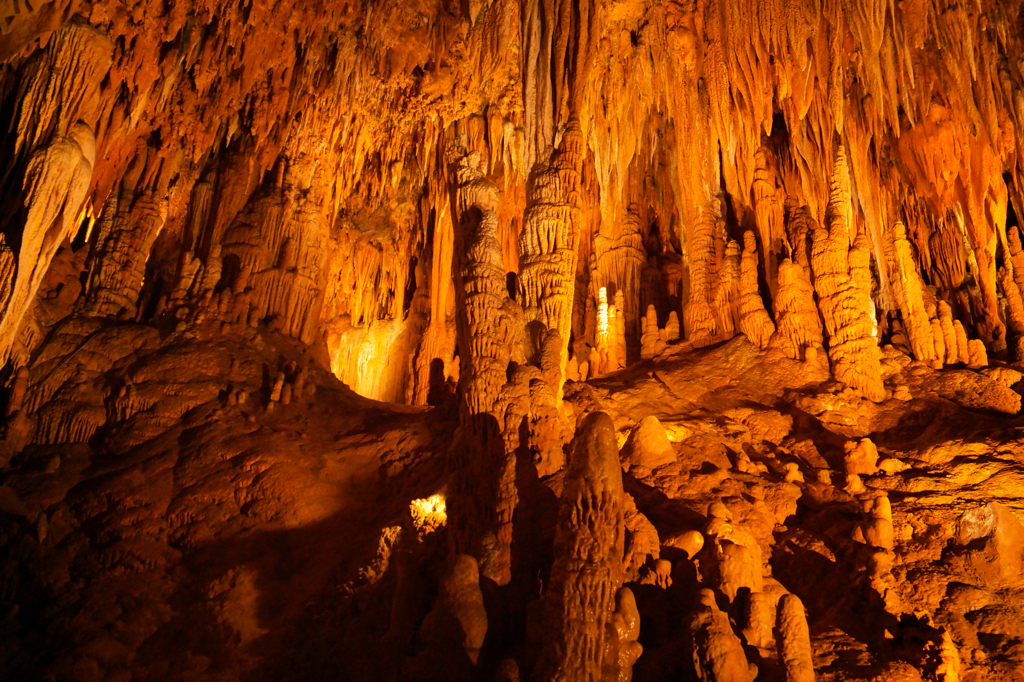 Samsung NX1 + NX 18-200mm F3.5-6.3 sample photo. Luray caverns，virginia photography