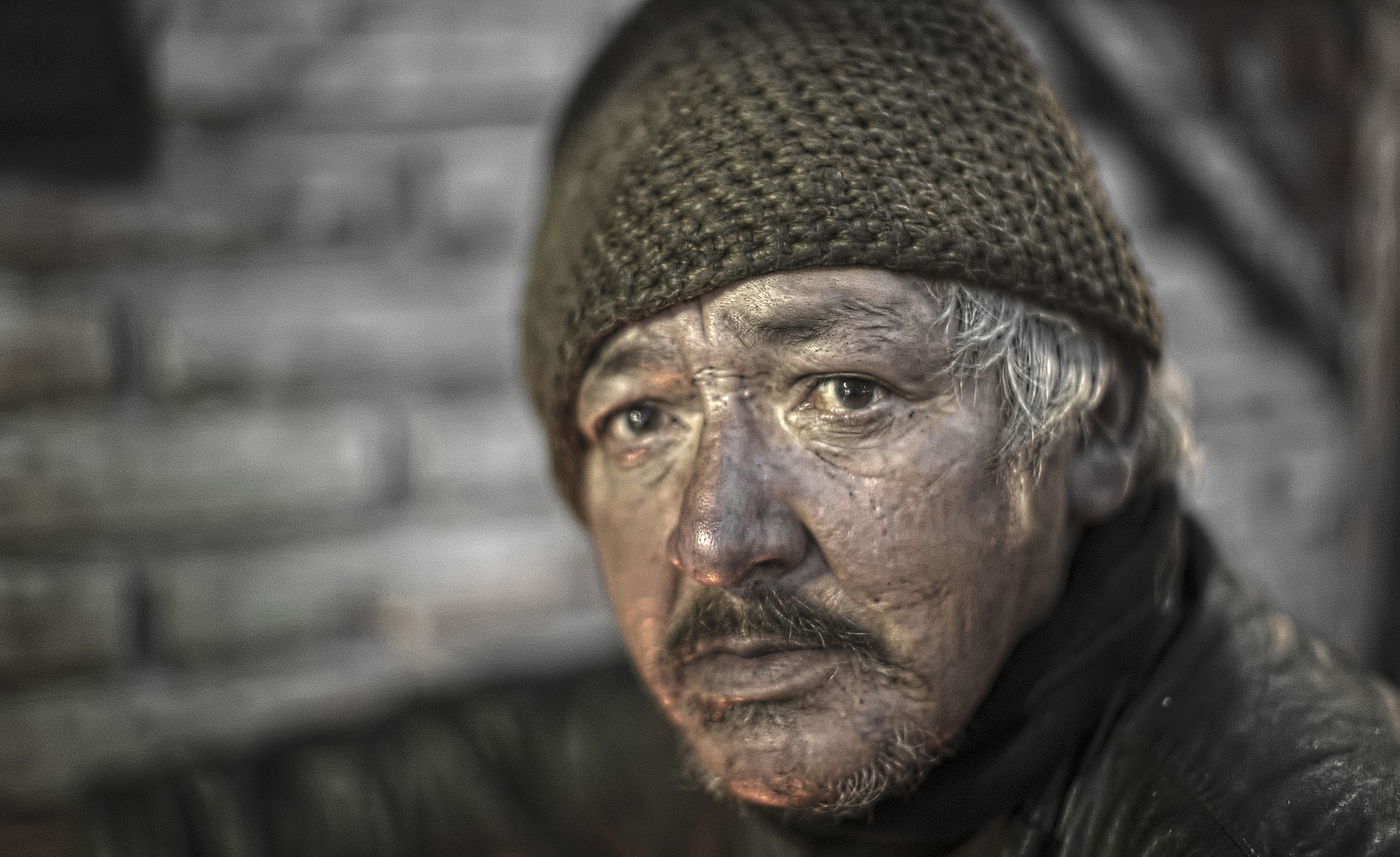 Sony a7S + Sony 70-400mm F4-5.6 G SSM sample photo. Pain photography