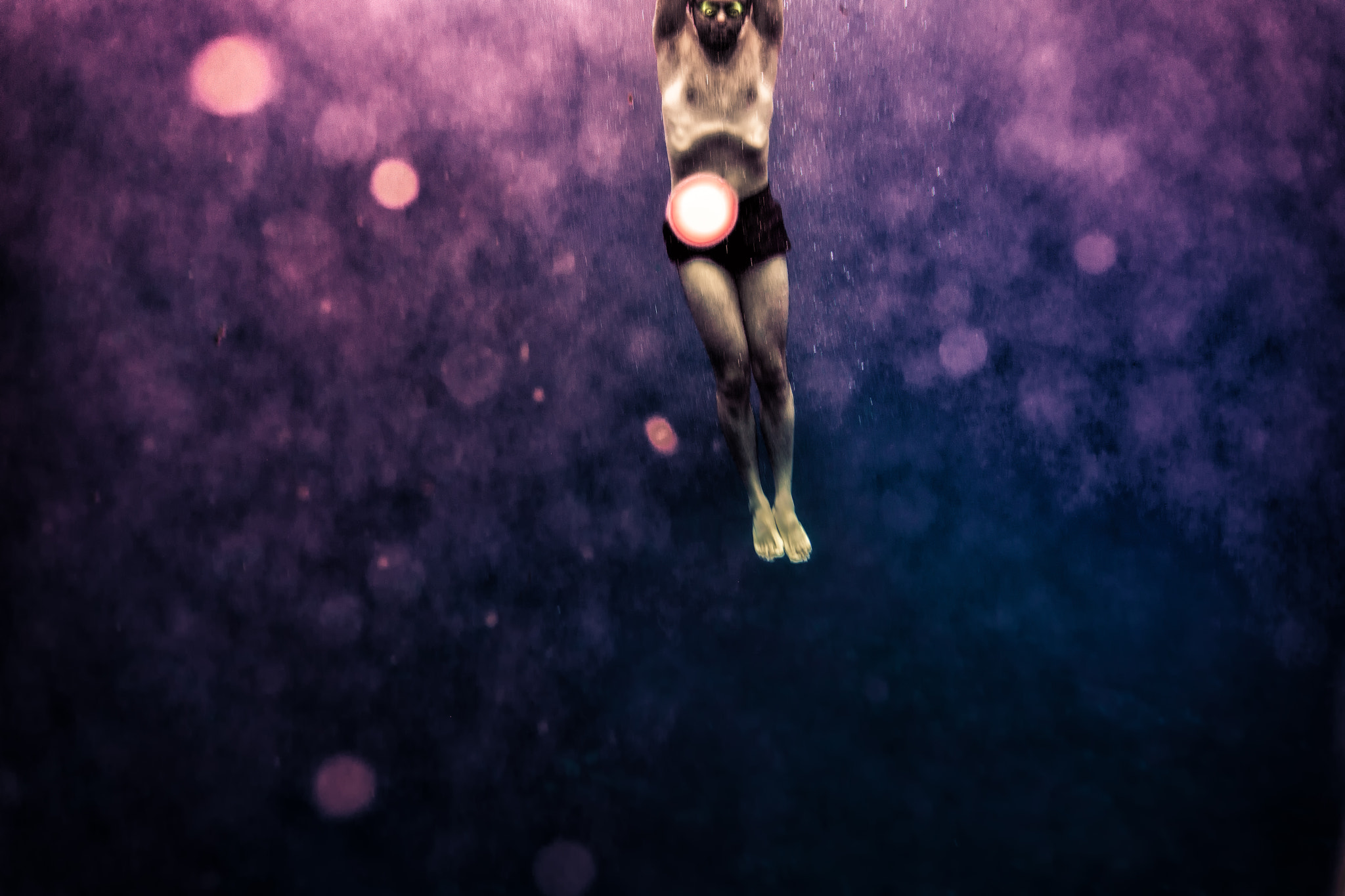 Nikon D3X + Nikon AF-S Nikkor 50mm F1.8G sample photo. Underwater cell photography