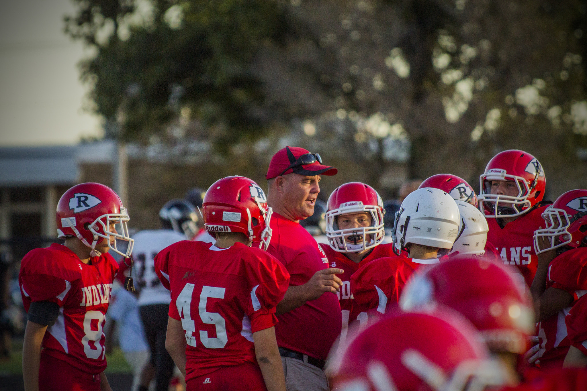 Canon EF 70-300mm F4-5.6 IS USM sample photo. Roosevelt middle school 7th grade football photography