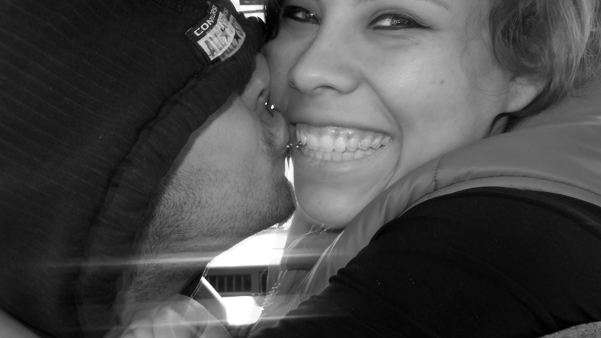 Nikon COOLPIX S9400 sample photo. The smile of love. photography
