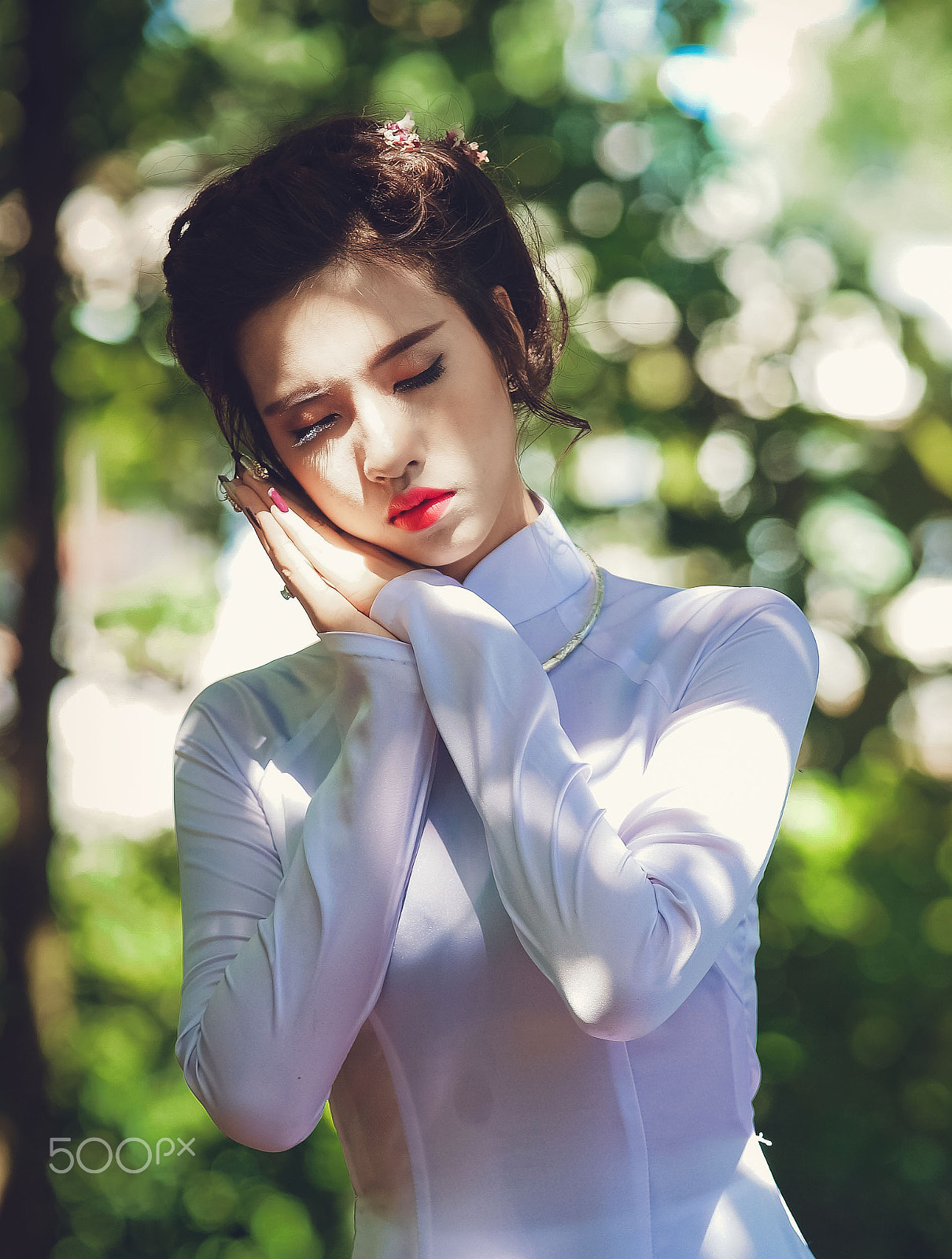 Sony a99 II + Minolta/Sony AF 70-200mm F2.8 G sample photo. 2 ao dai viet nam photography