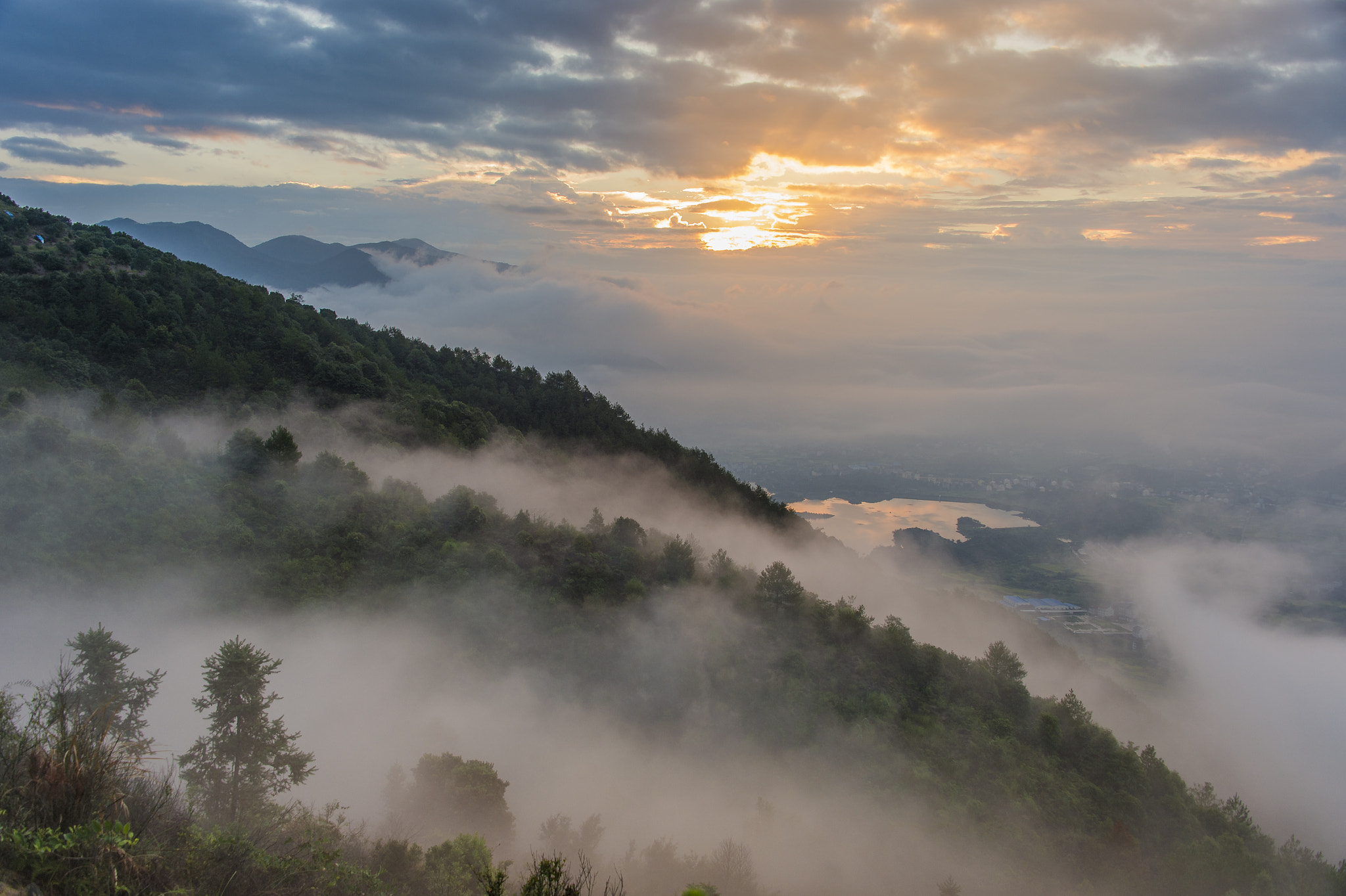Nikon D4S sample photo. Sun rise photography