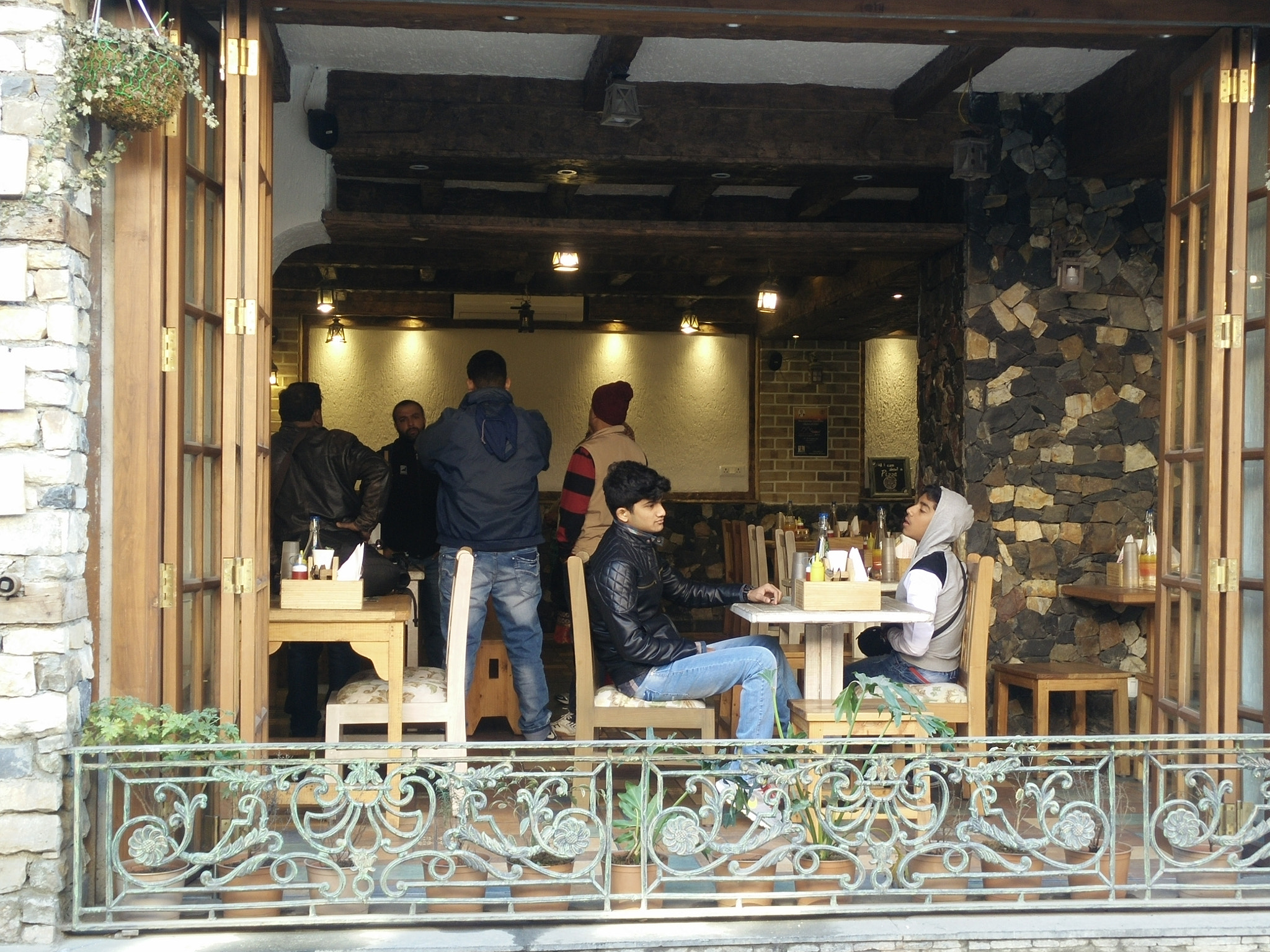 OPPO Find7 sample photo. Cafe zoe photography
