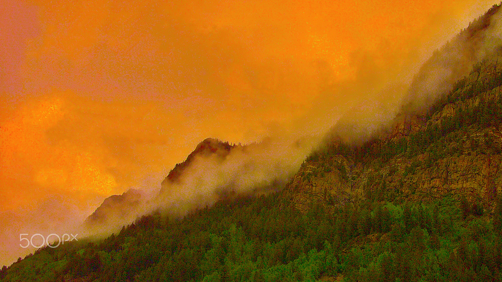 Kodak DCS Pro SLR/n sample photo. A stormy mountain sunset photography