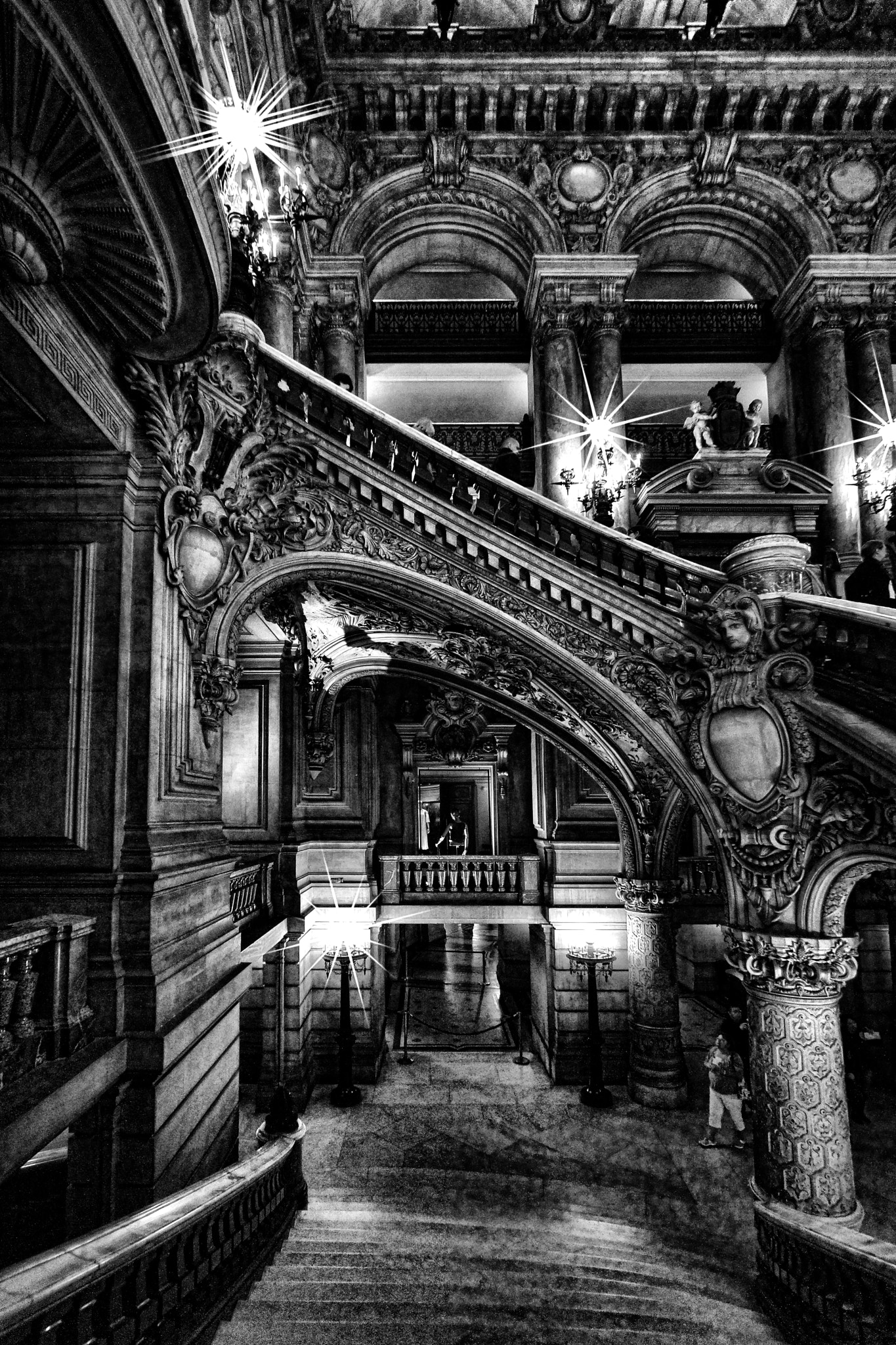 Sony Alpha NEX-7 + Sony E 10-18mm F4 OSS sample photo. At the opera ... photography