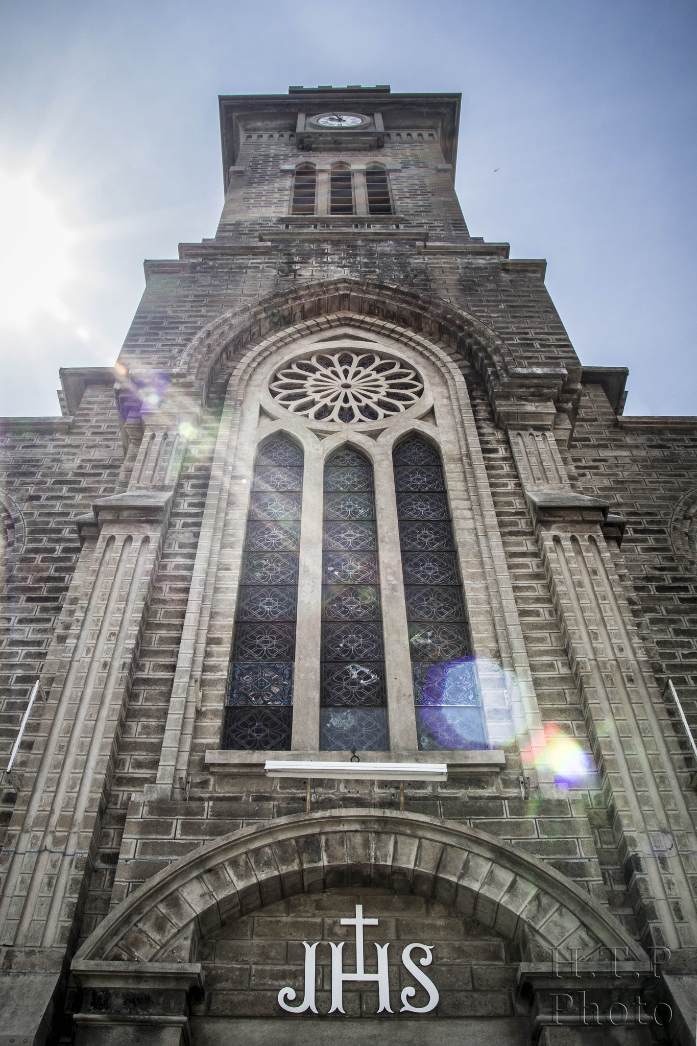 Canon EOS 650D (EOS Rebel T4i / EOS Kiss X6i) sample photo. Stone church photography