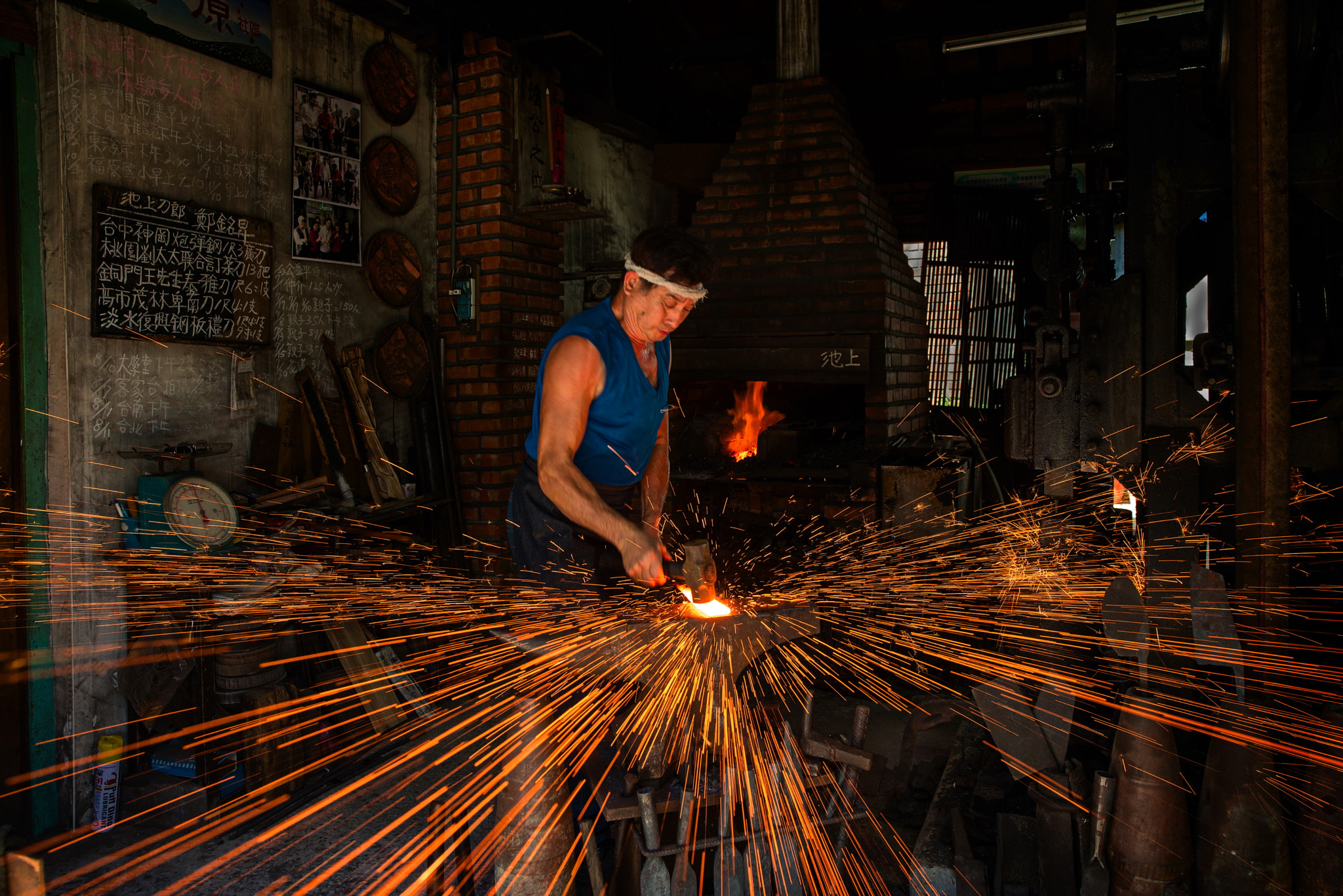 Nikon D800E sample photo. Iron smelting photography