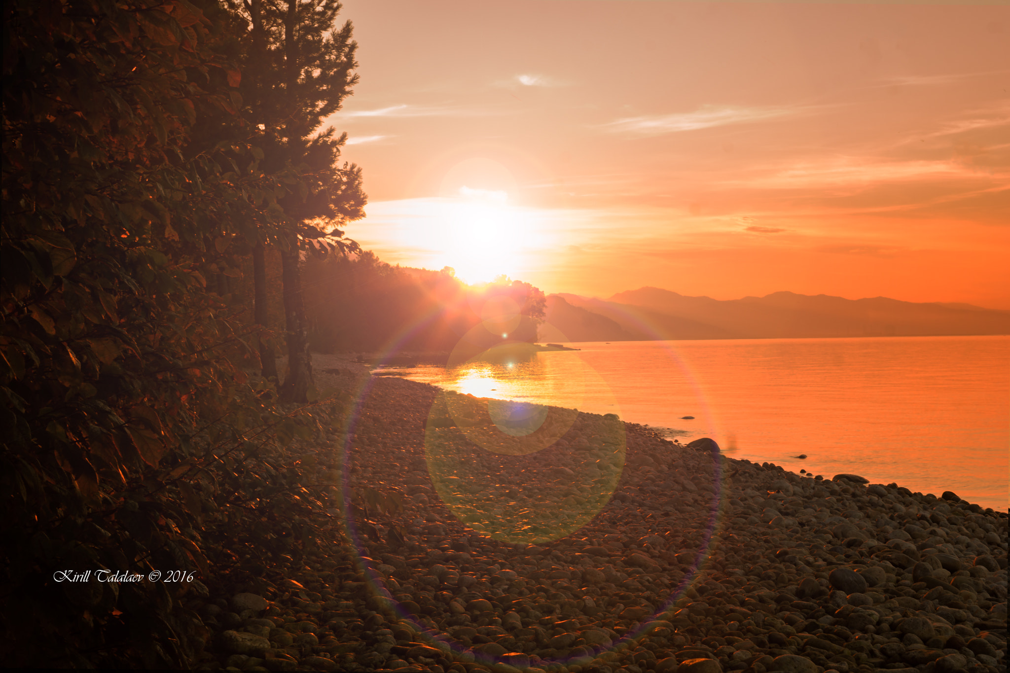 Sony SLT-A77 + Sony DT 35mm F1.8 SAM sample photo. Sunset on lake baikal photography