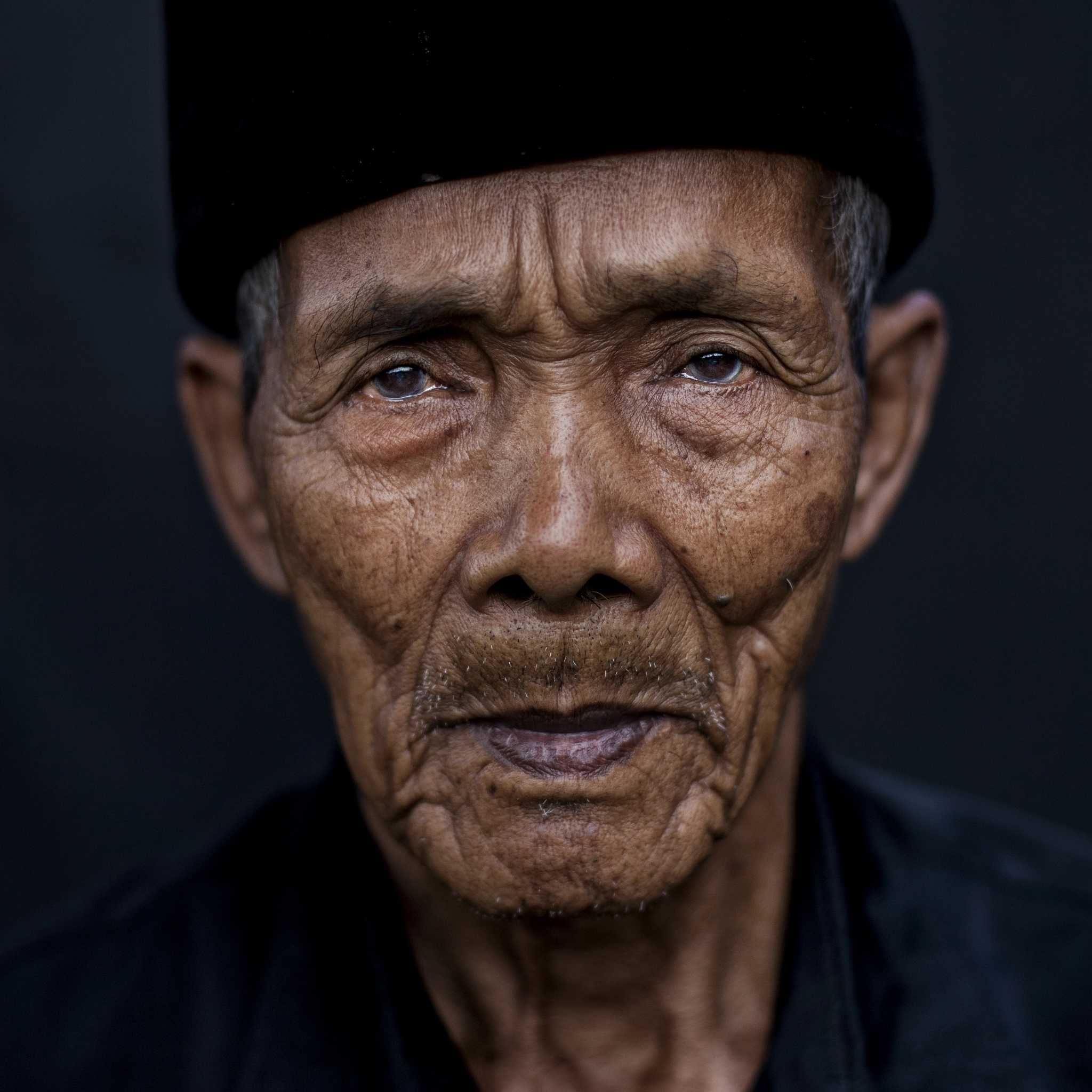 Canon EOS-1D Mark III sample photo. Portrait #2 photography