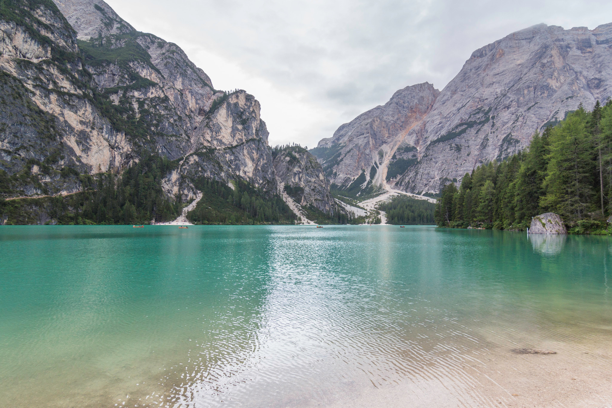 Canon EOS 650D (EOS Rebel T4i / EOS Kiss X6i) sample photo. Lago di braies photography