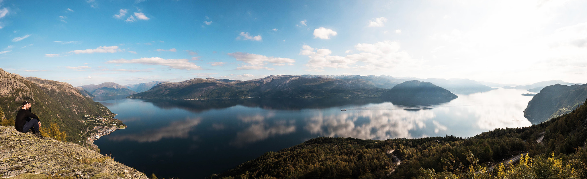 Panasonic Lumix DMC-GH4 + Olympus M.Zuiko Digital ED 7-14mm F2.8 PRO sample photo. Hardangerfjord in panorama photography