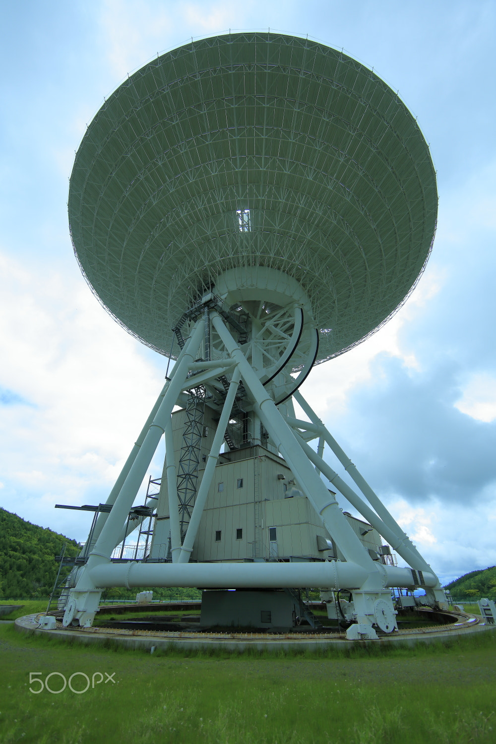 Canon EF 14mm F2.8L II USM sample photo. 64m parabolic antenna photography