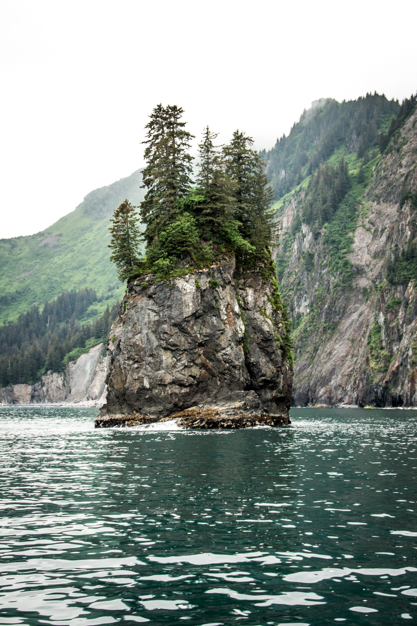 Sigma 18-250mm F3.5-6.3 DC OS HSM sample photo. Little island photography