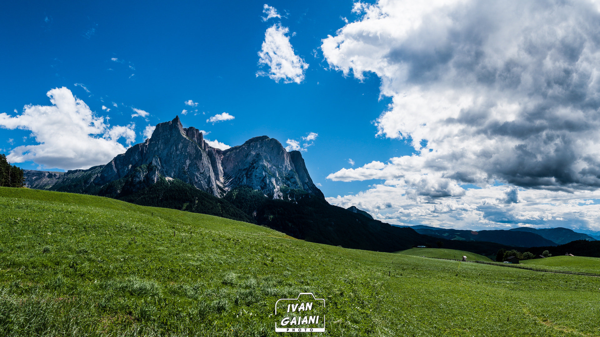 Nikon D90 sample photo. Mountains vs clouds photography