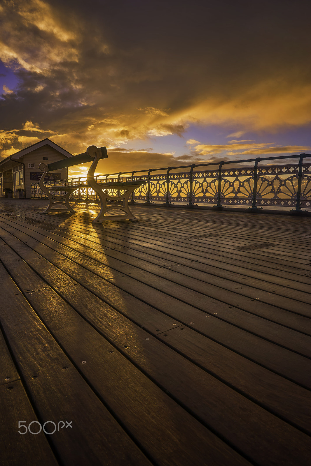 Sony a7 + FE 21mm F2.8 sample photo. Sunrise, penarth pier photography