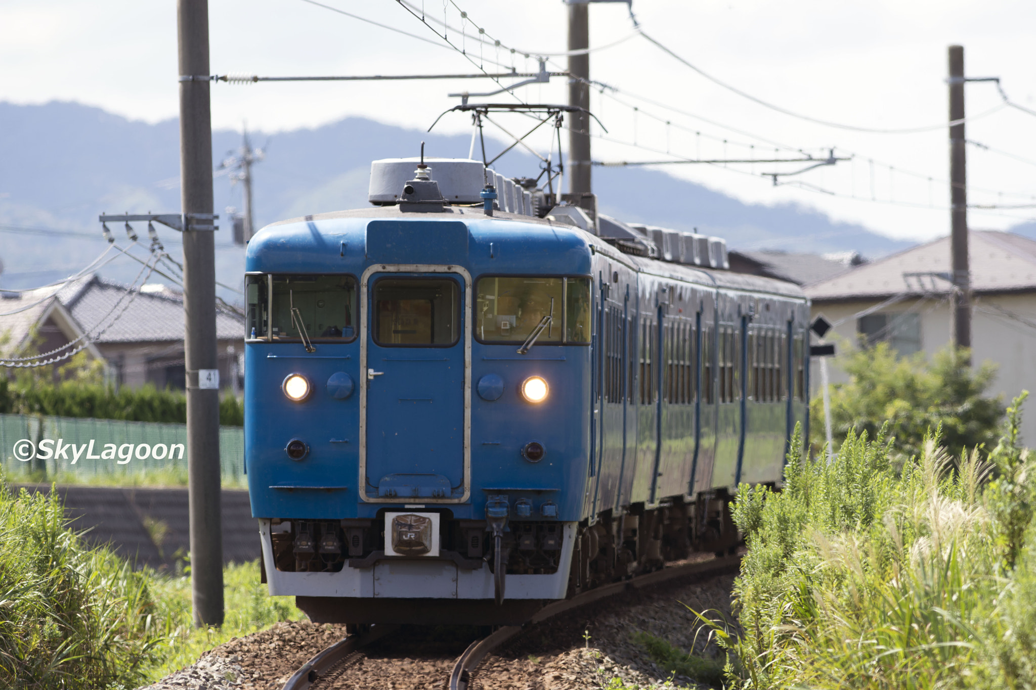 Nikon AF-S Nikkor 300mm F2.8G ED VR II sample photo. "blue" photography