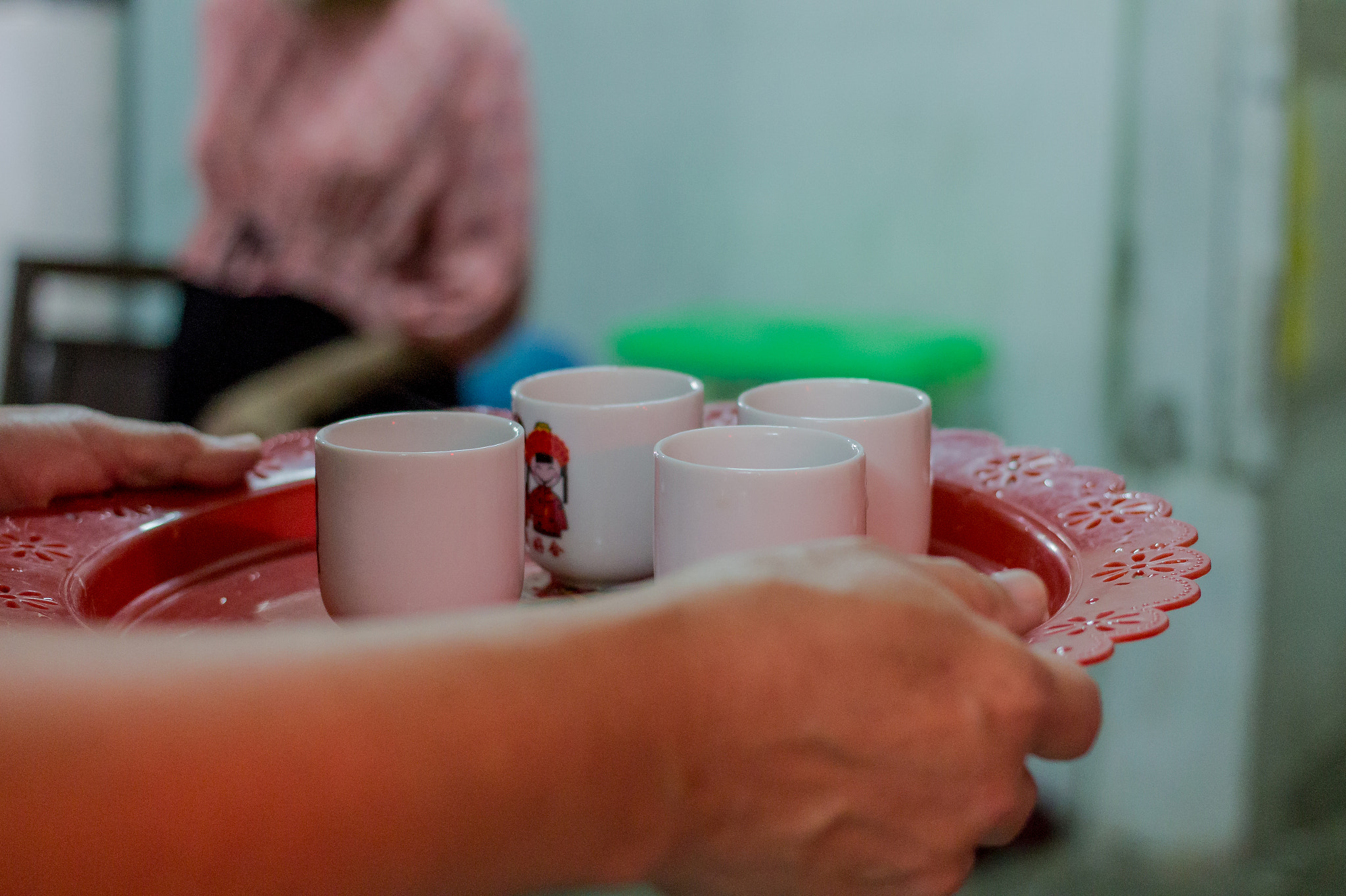 Canon EOS 1200D (EOS Rebel T5 / EOS Kiss X70 / EOS Hi) + Canon EF 40mm F2.8 STM sample photo. Tea ceremony photography