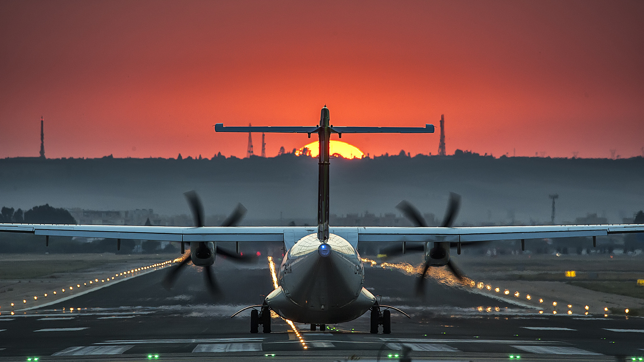 Sigma 150-600mm F5-6.3 DG OS HSM | C sample photo. Take off at sunset photography