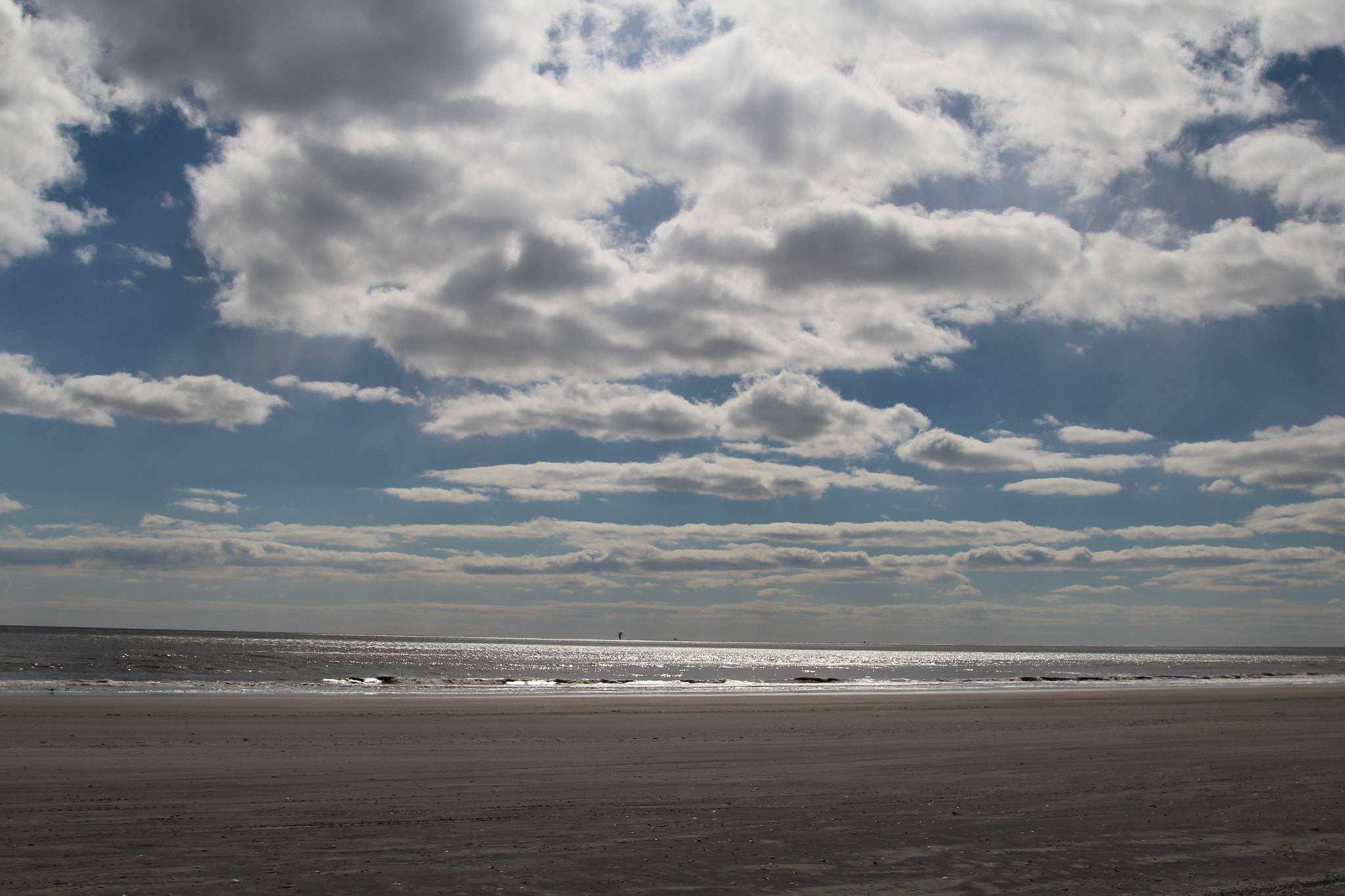 Canon EOS 1200D (EOS Rebel T5 / EOS Kiss X70 / EOS Hi) sample photo. Beachside photography