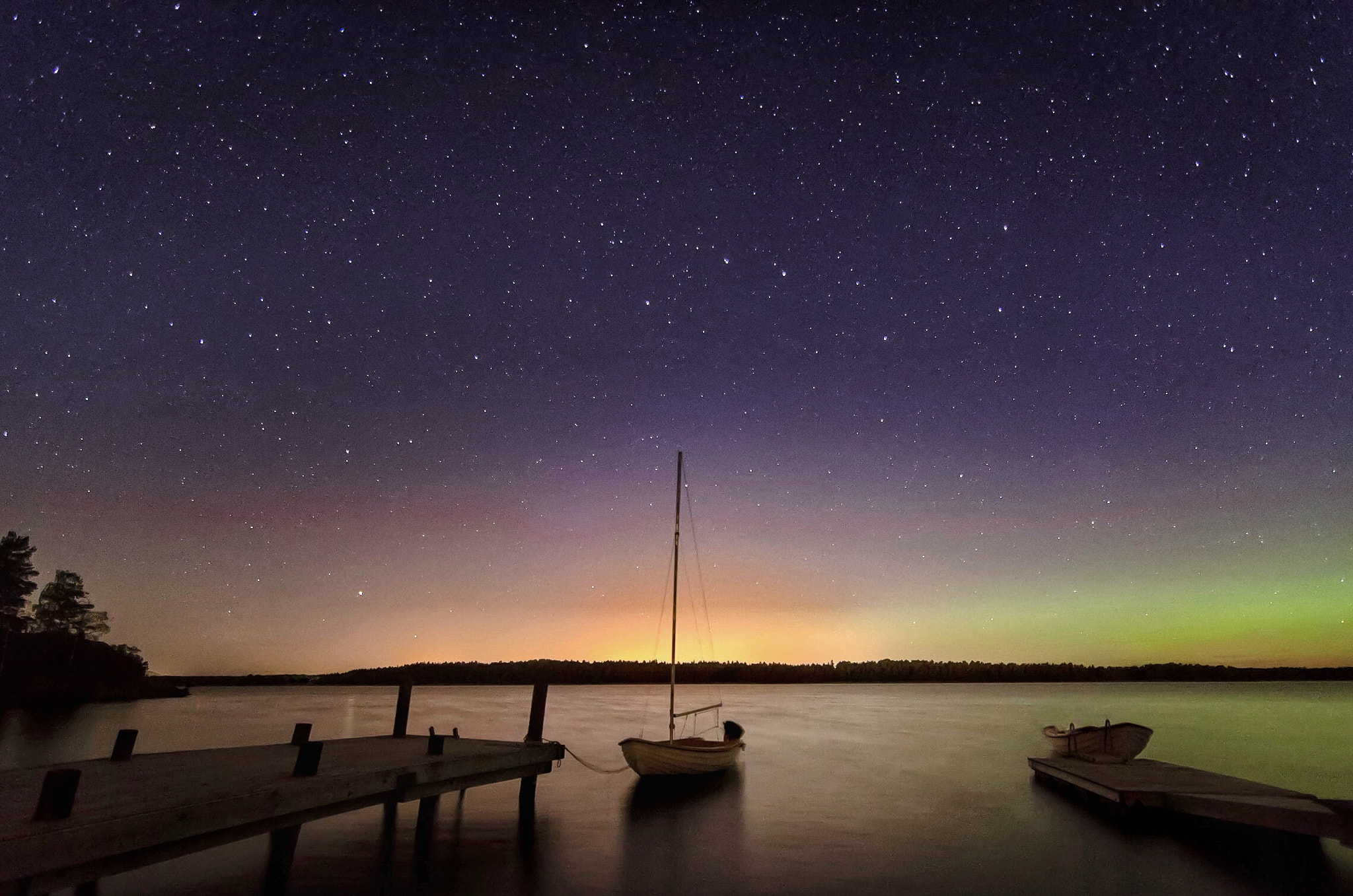 Tokina AT-X Pro 11-16mm F2.8 DX sample photo. Lights out!  photography
