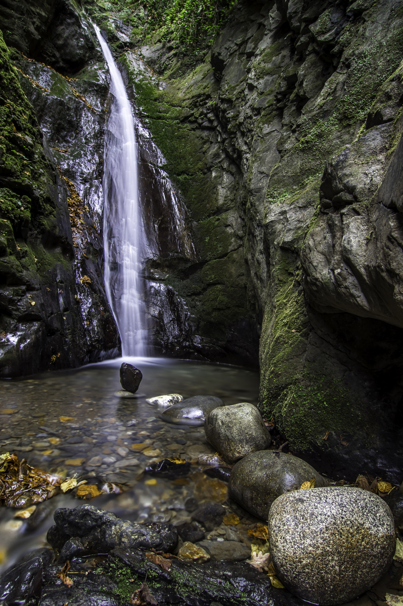 Pentax K-3 sample photo. Waterfall "riou gros" photography