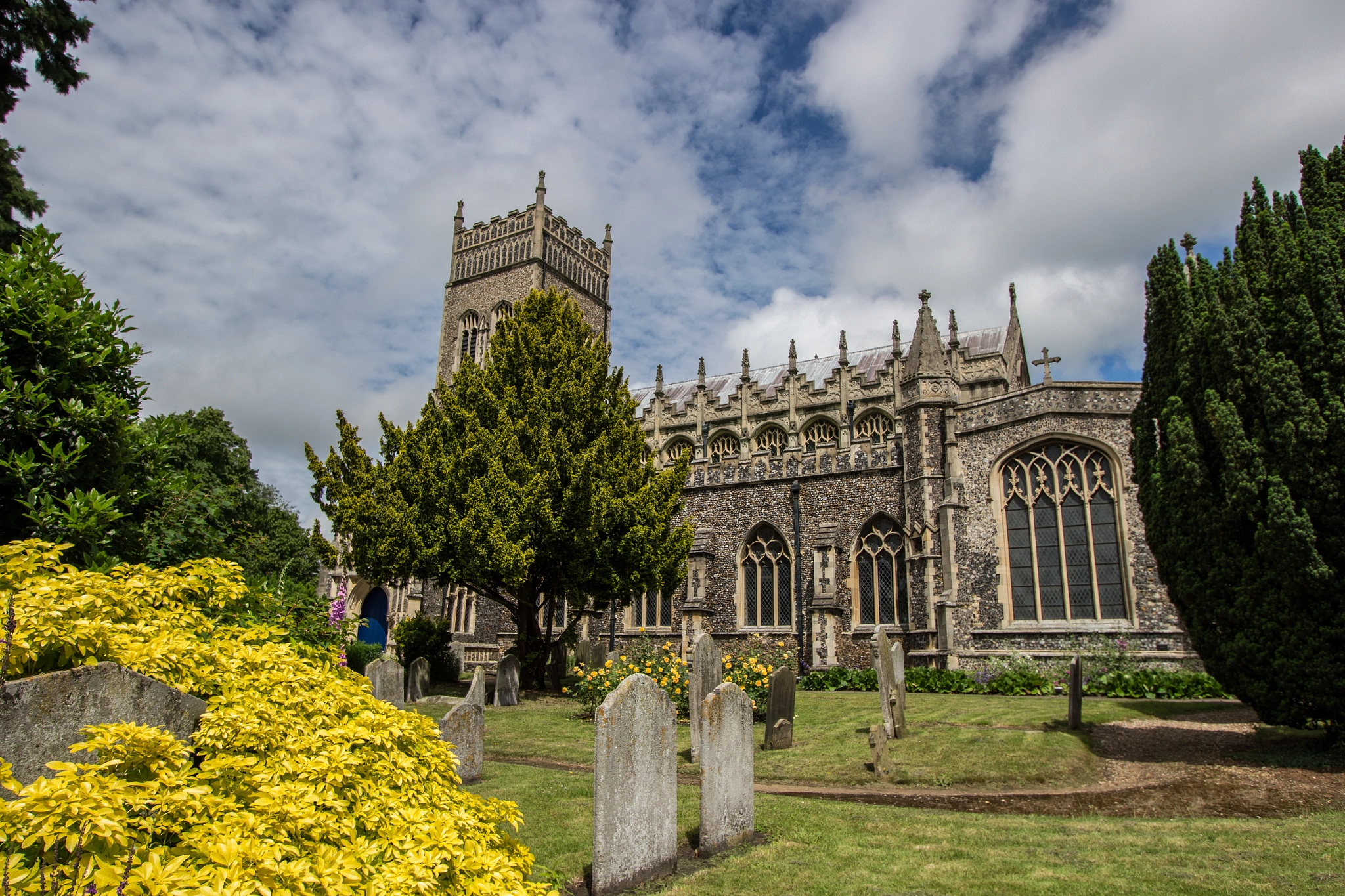Canon EF-S 10-22mm F3.5-4.5 USM sample photo. Saint margaret's church photography