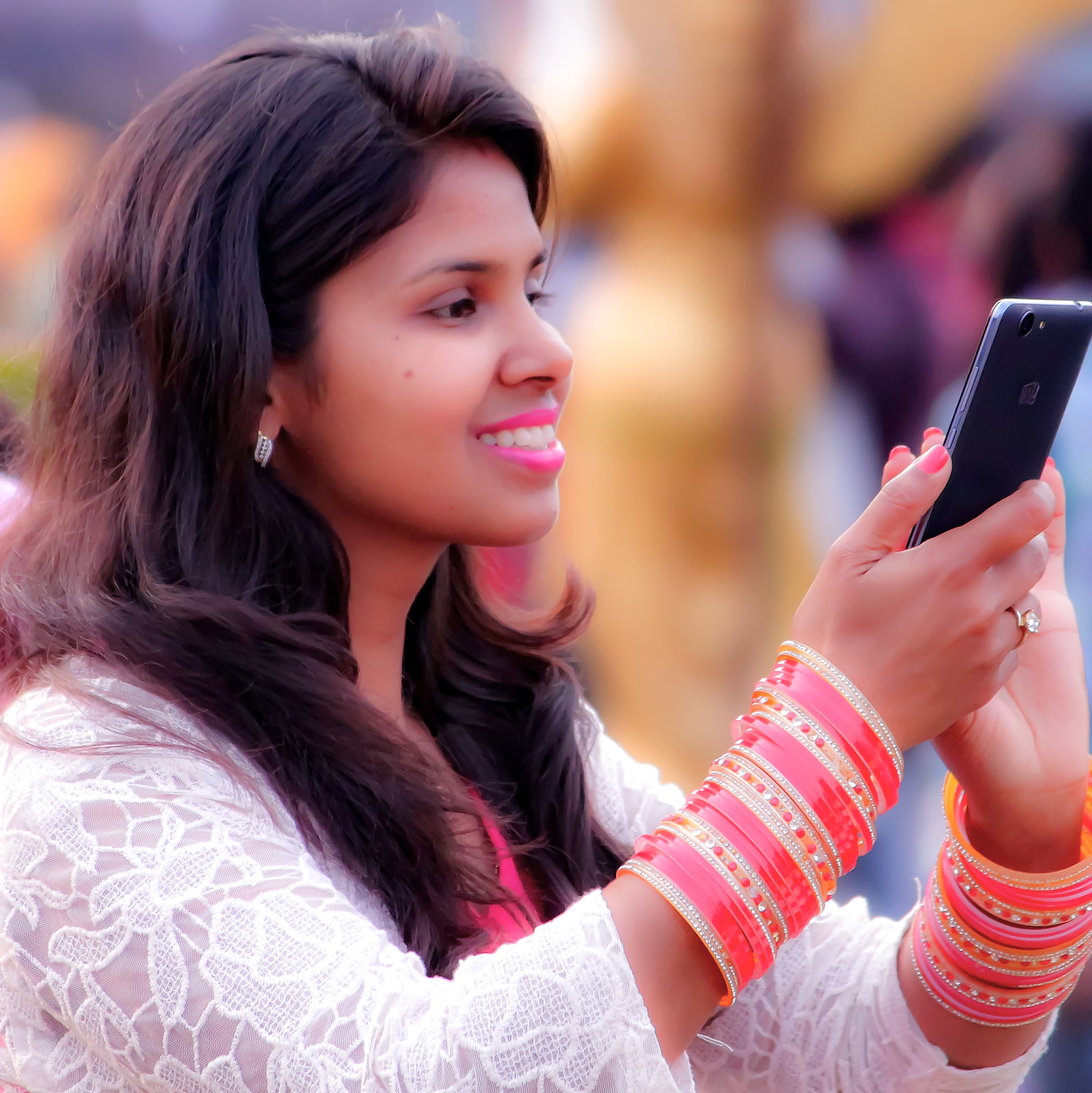 Canon EF-S 55-250mm F4-5.6 IS II sample photo. Newly wed beautiful bride taking selfie photography