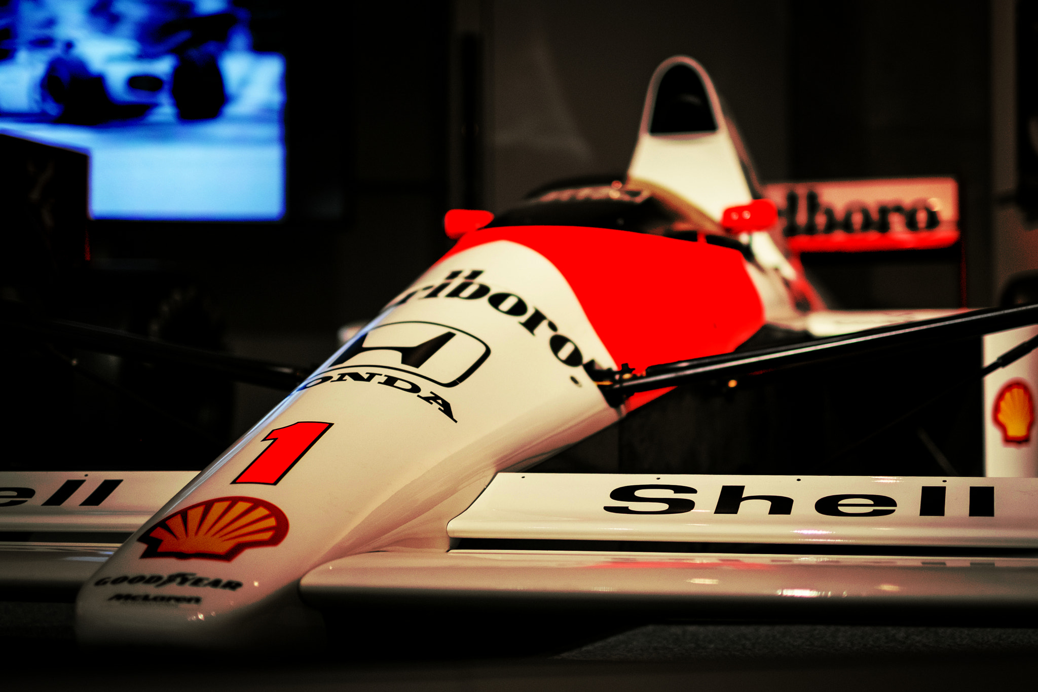 Fujifilm X-M1 + Fujifilm XF 35mm F1.4 R sample photo. Mclaren honda photography