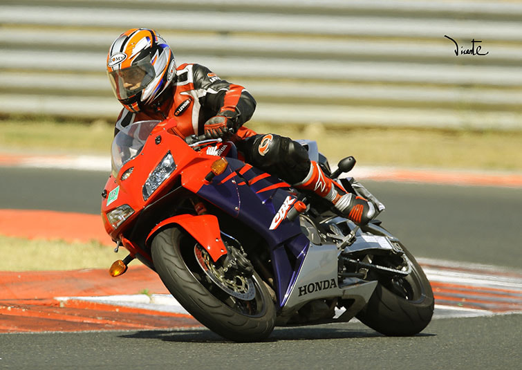 Canon EF 300mm F2.8L IS II USM sample photo. Gass photography